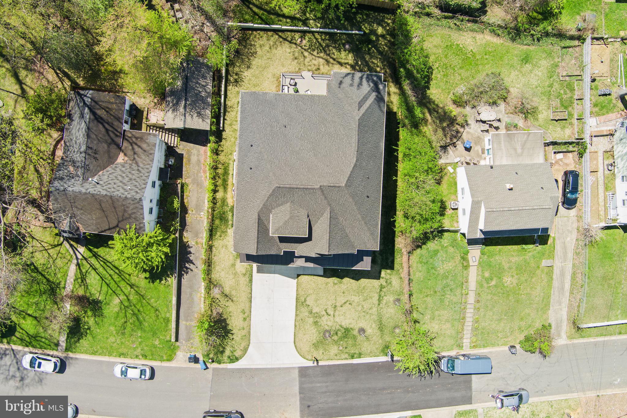 PIMMIT HILLS - Residential