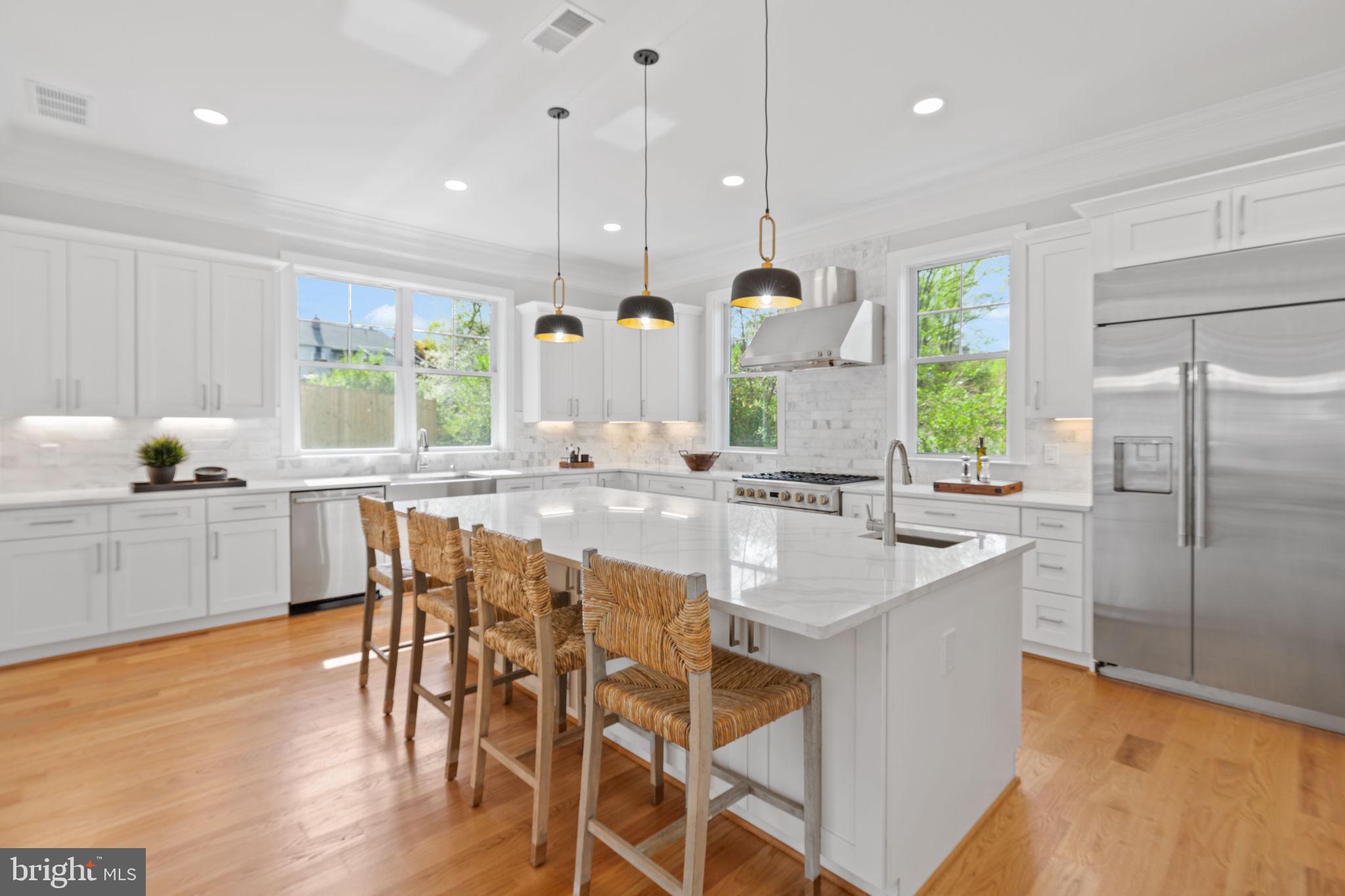 PIMMIT HILLS - Residential