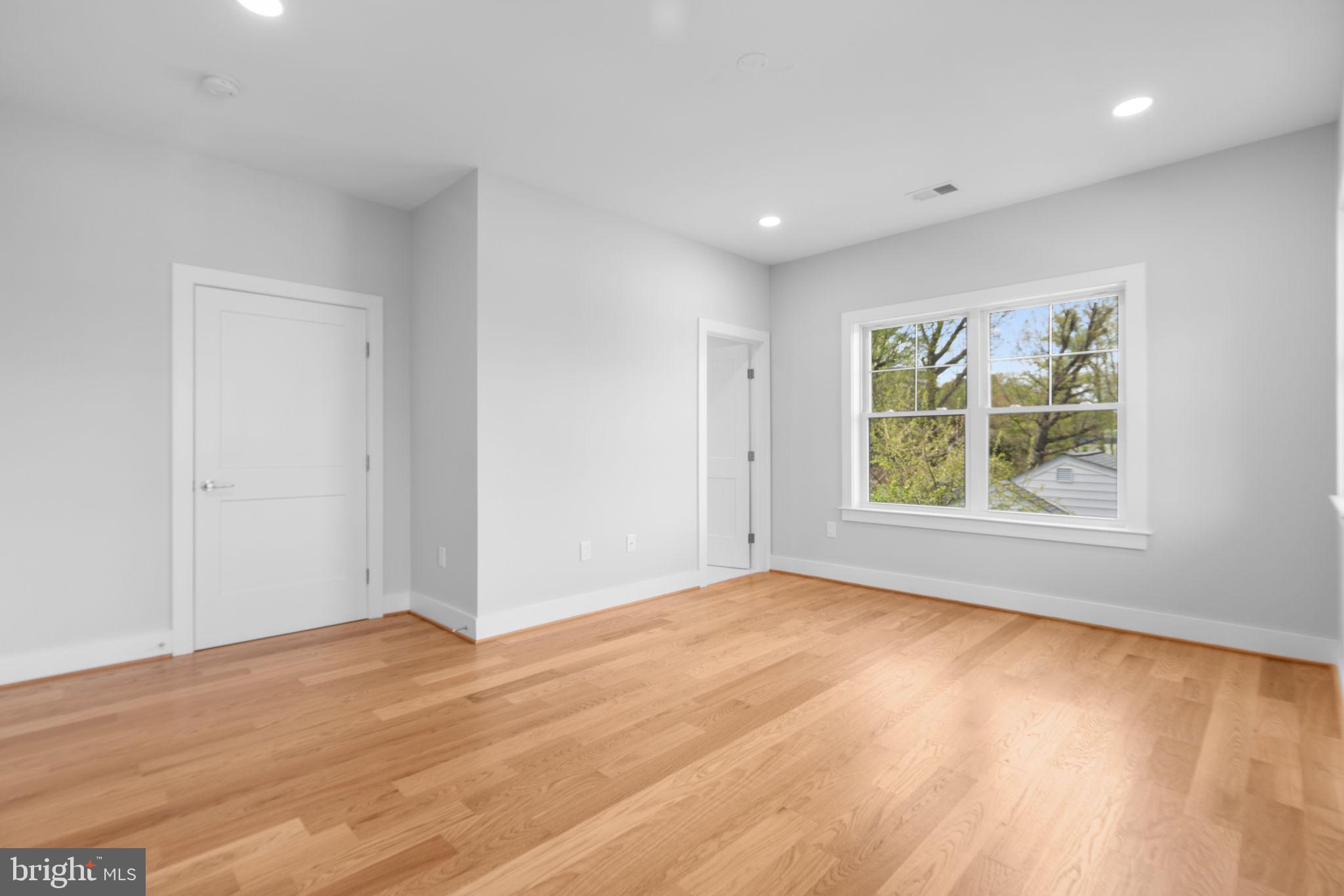 PIMMIT HILLS - Residential