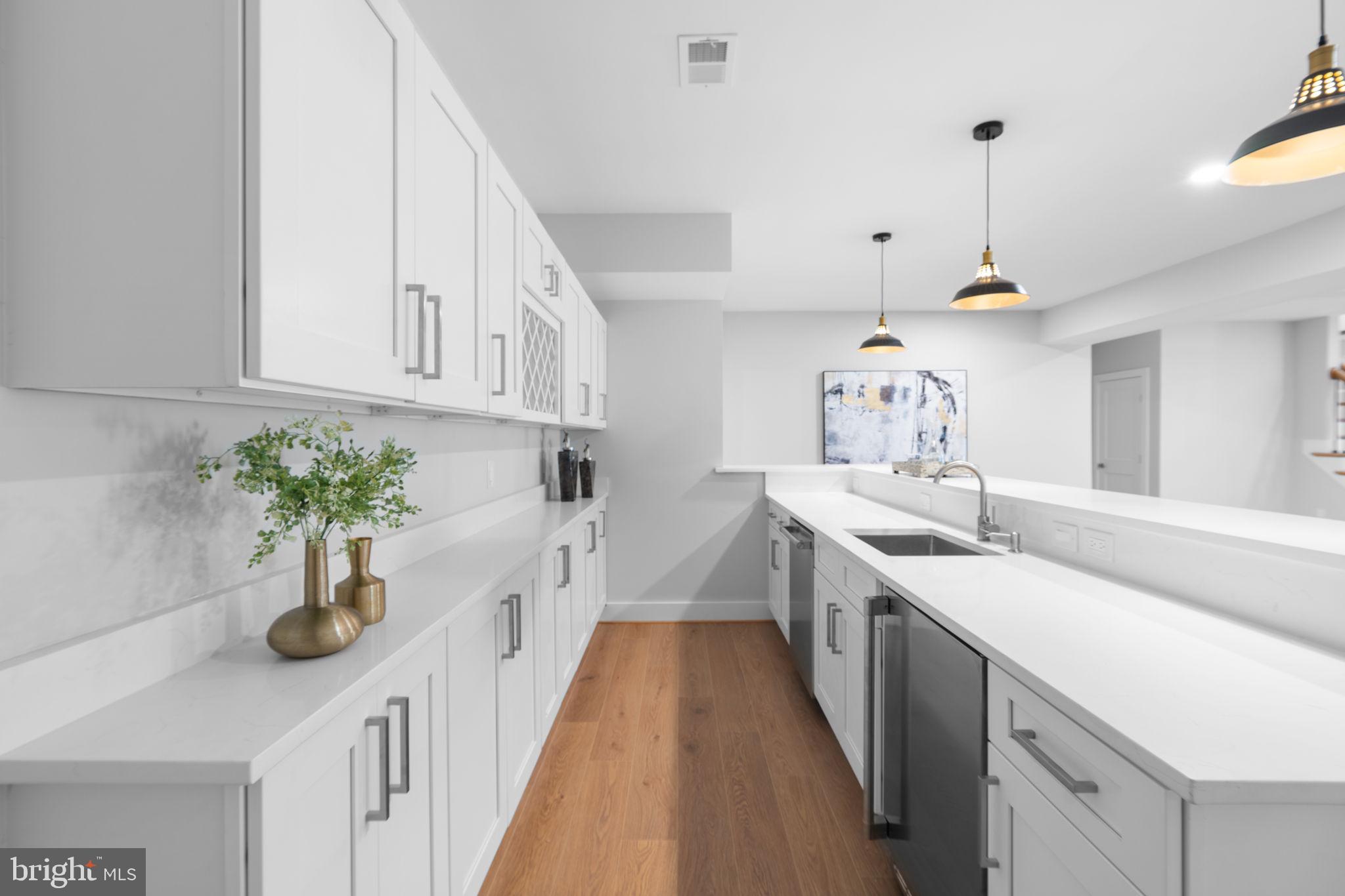 PIMMIT HILLS - Residential