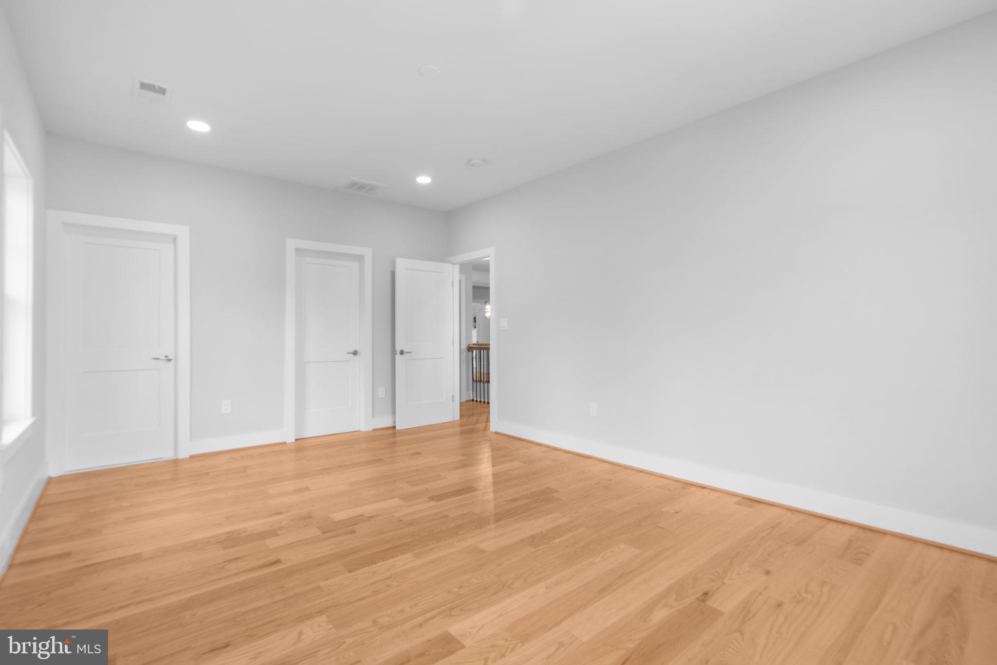 PIMMIT HILLS - Residential