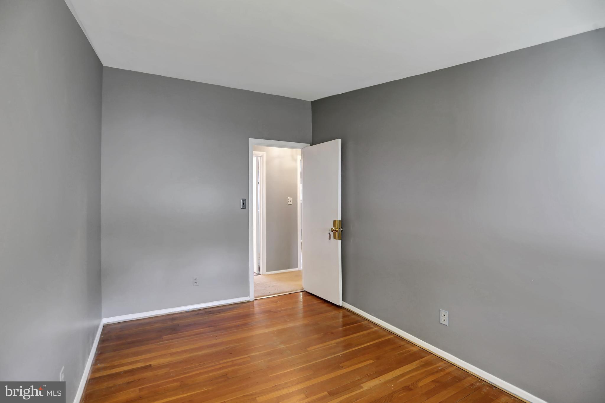 ROBIN HILLS - Residential