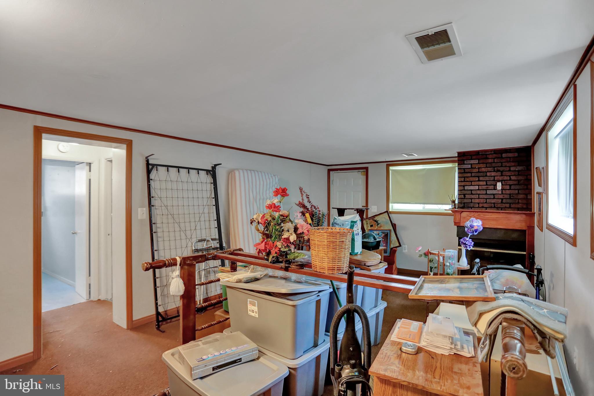 ROBIN HILLS - Residential