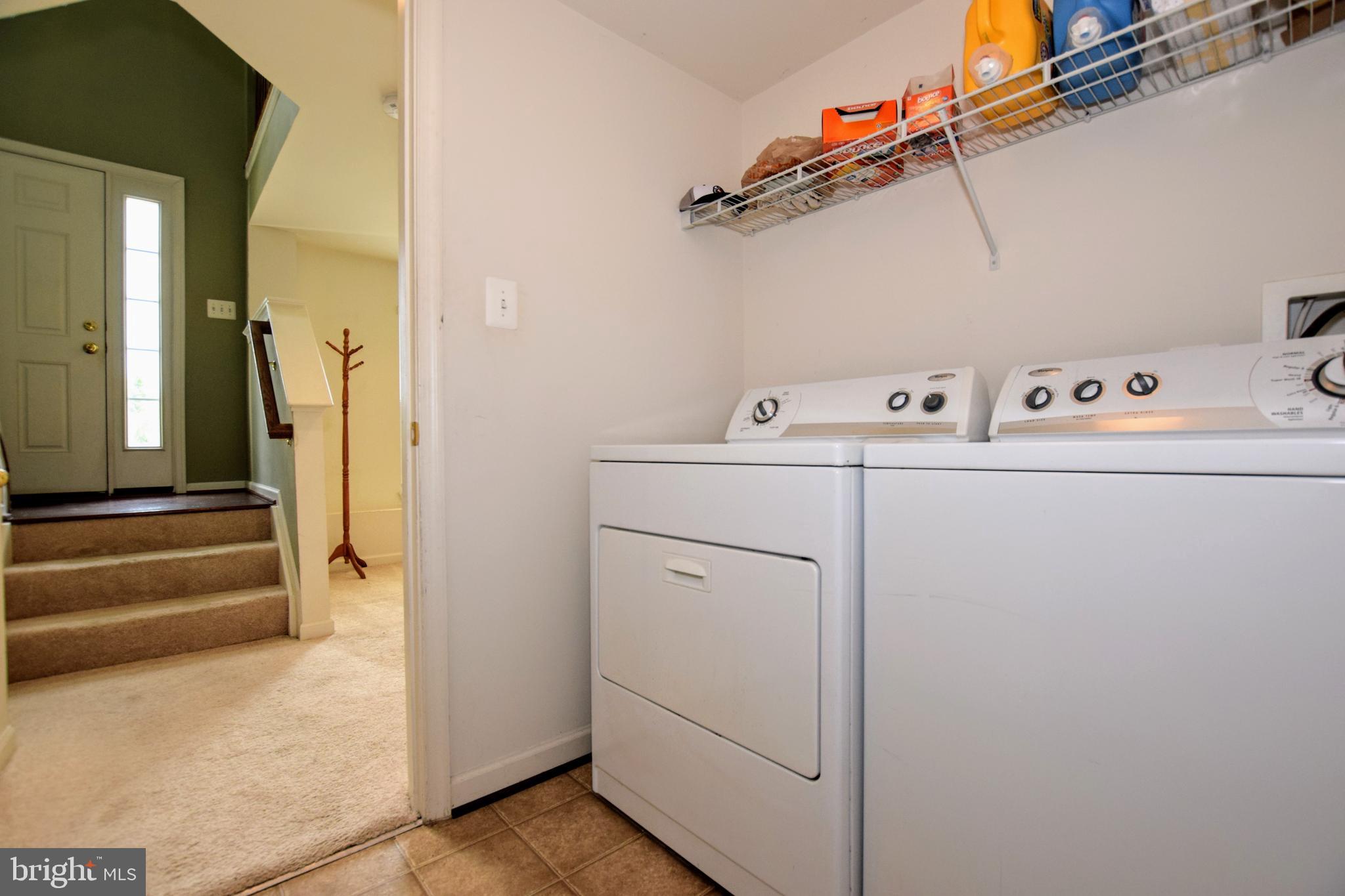 HOLLY WOODS - Residential