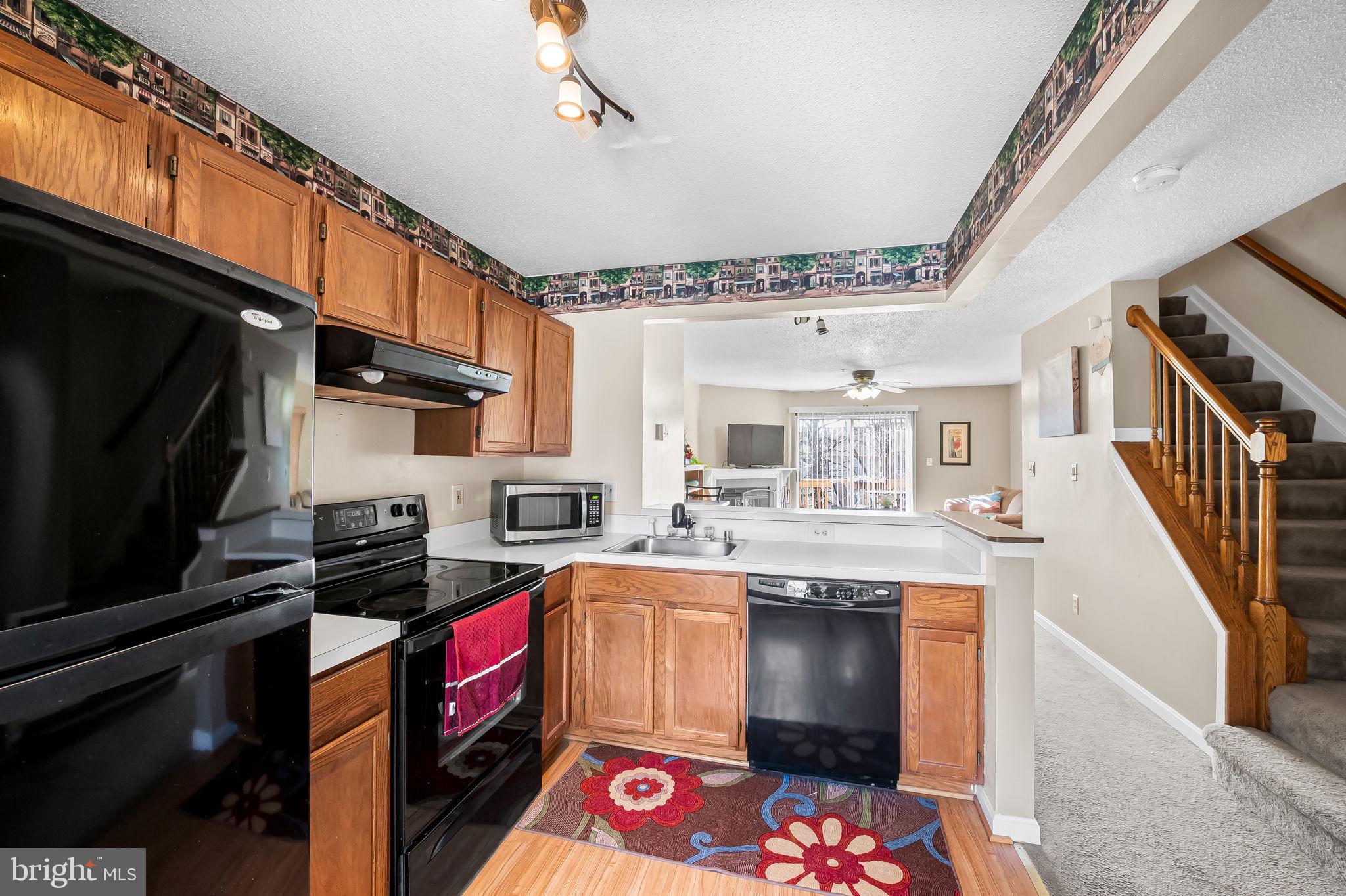 RIVERSIDE - Residential