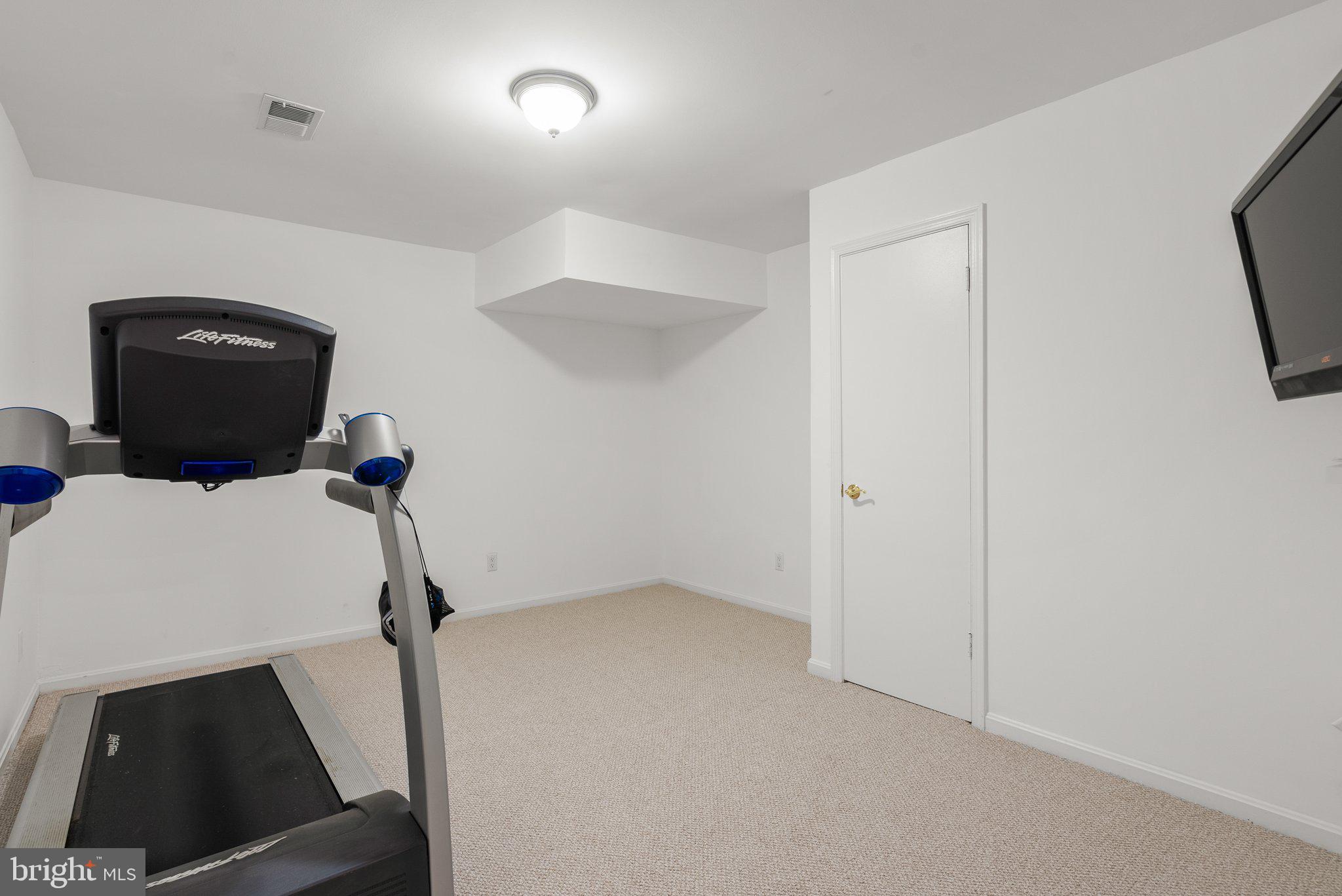 GLEN MILL VILLAGE - Residential