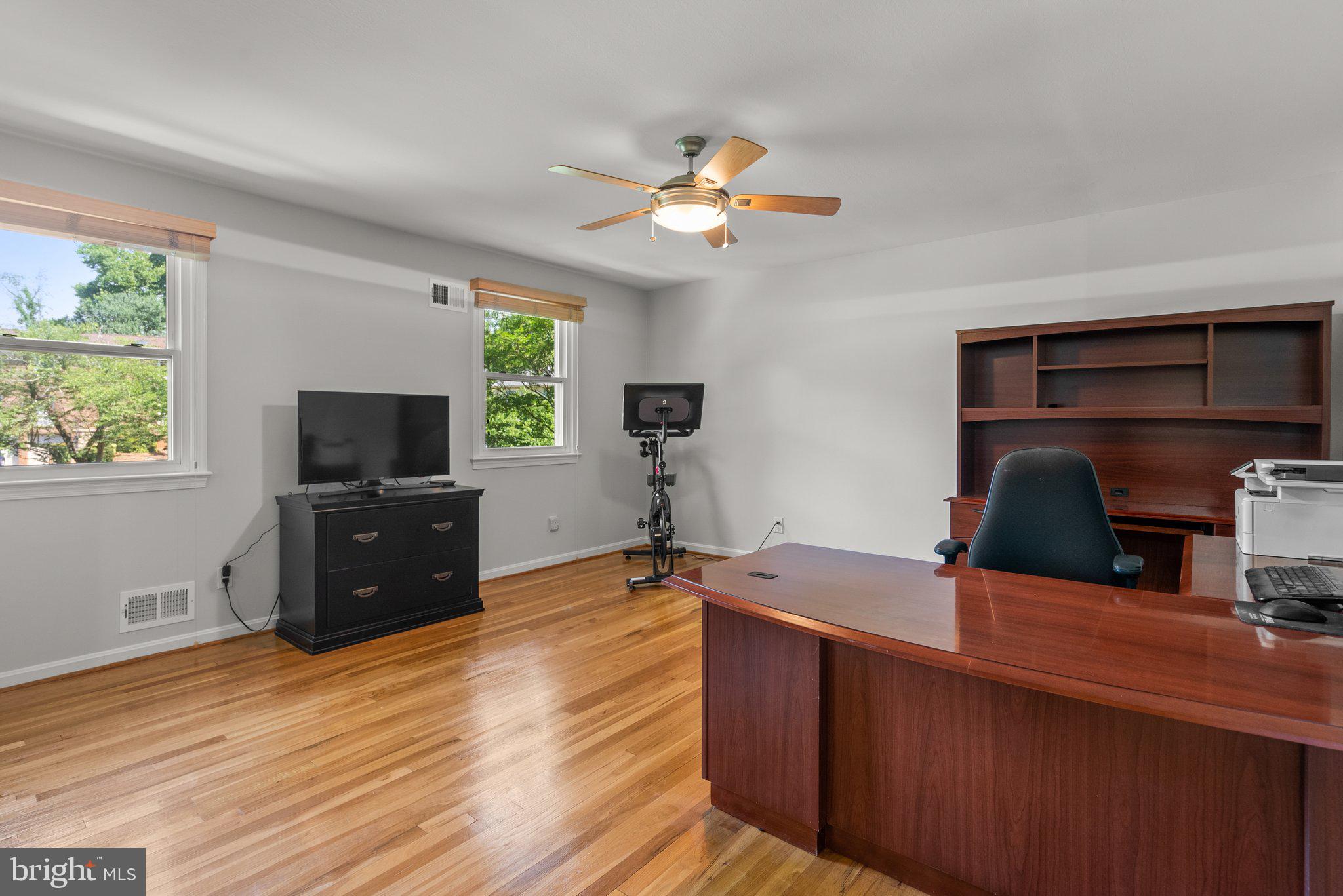 GLEN MILL VILLAGE - Residential