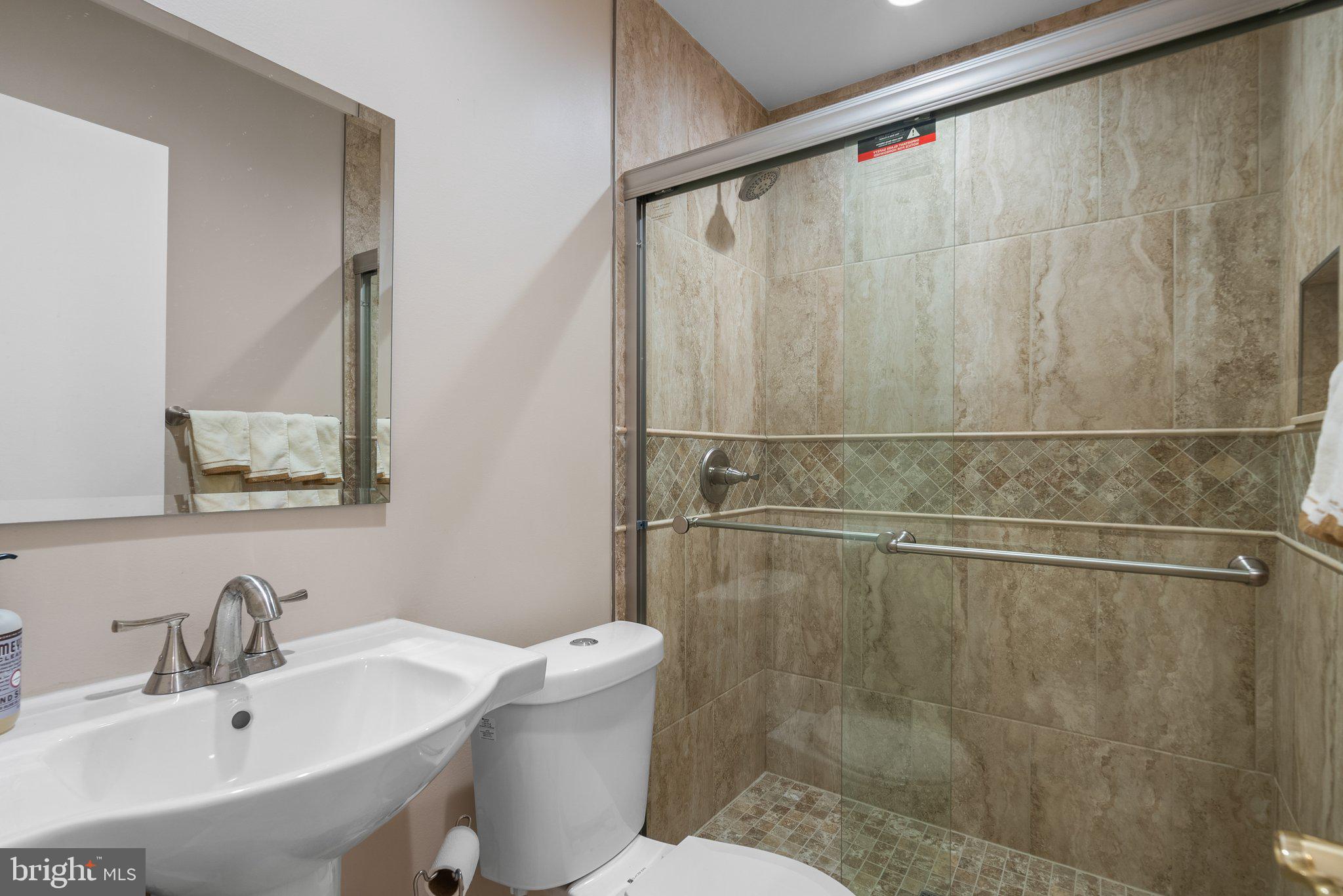 GLEN MILL VILLAGE - Residential