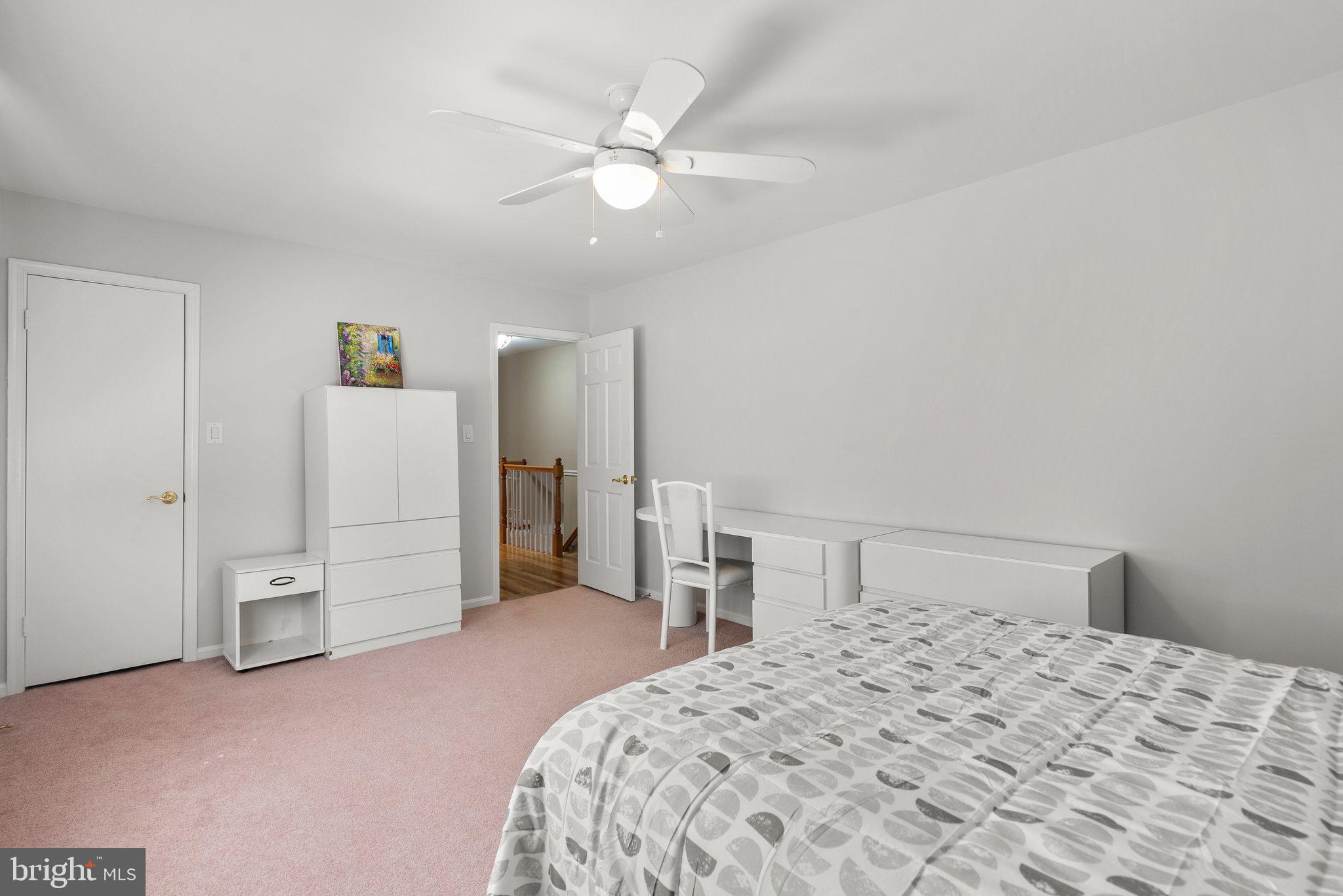 GLEN MILL VILLAGE - Residential