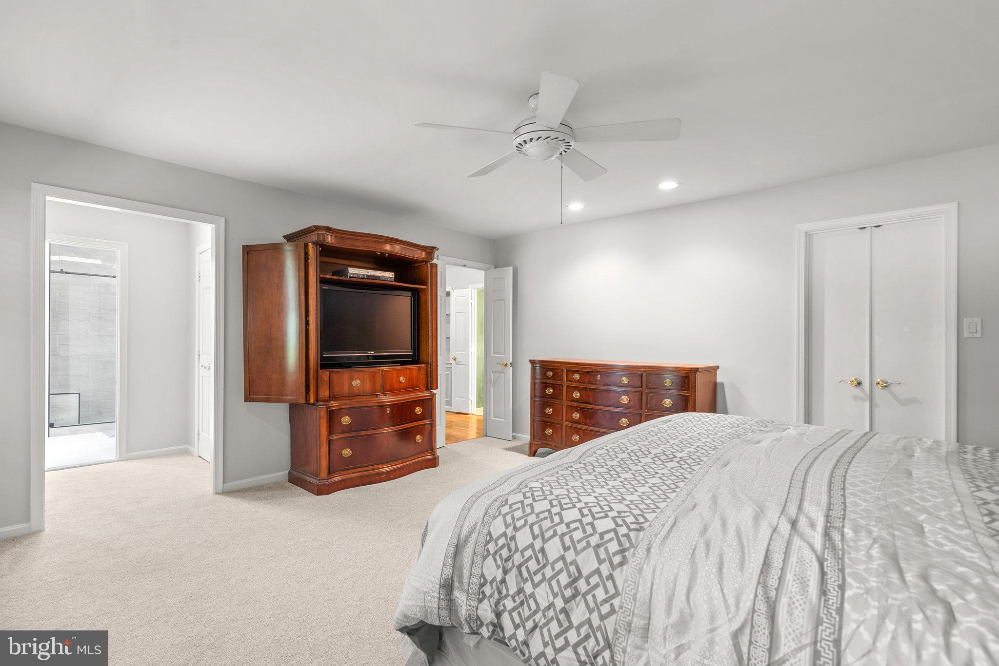 GLEN MILL VILLAGE - Residential