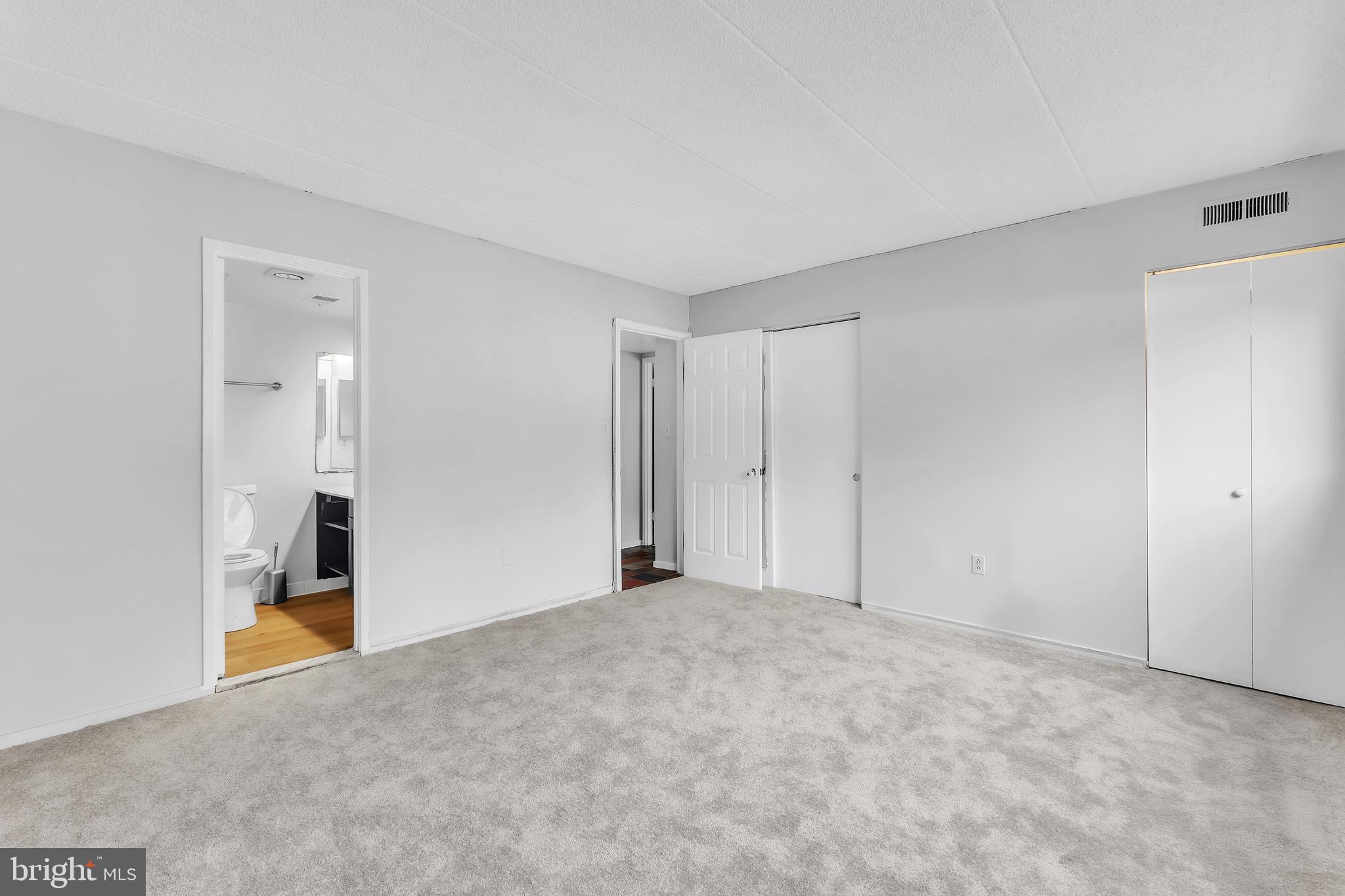 DEERING WOODS - Residential