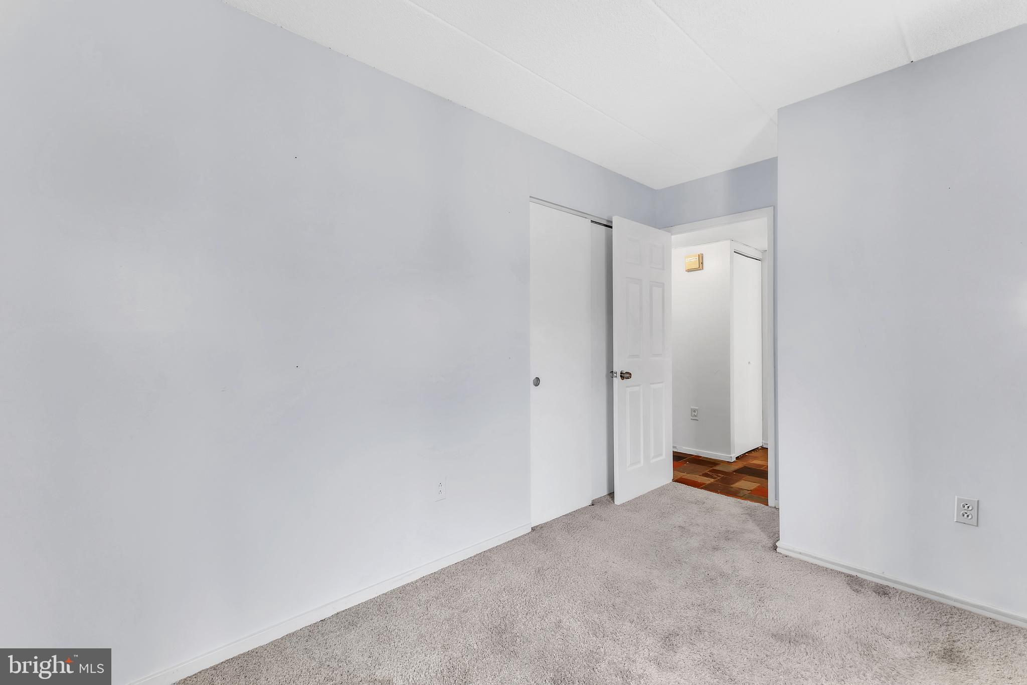 DEERING WOODS - Residential