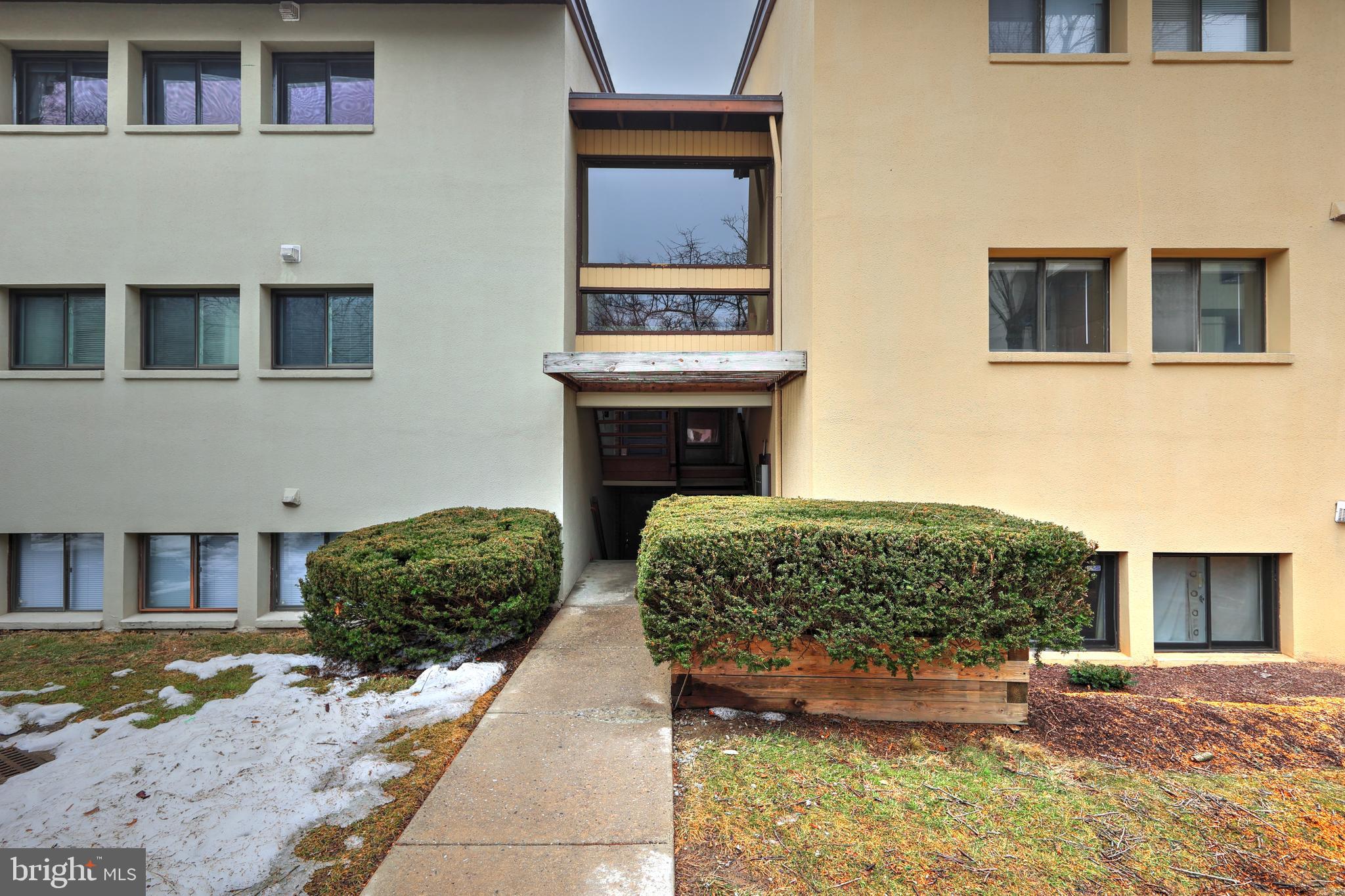 DEERING WOODS - Residential