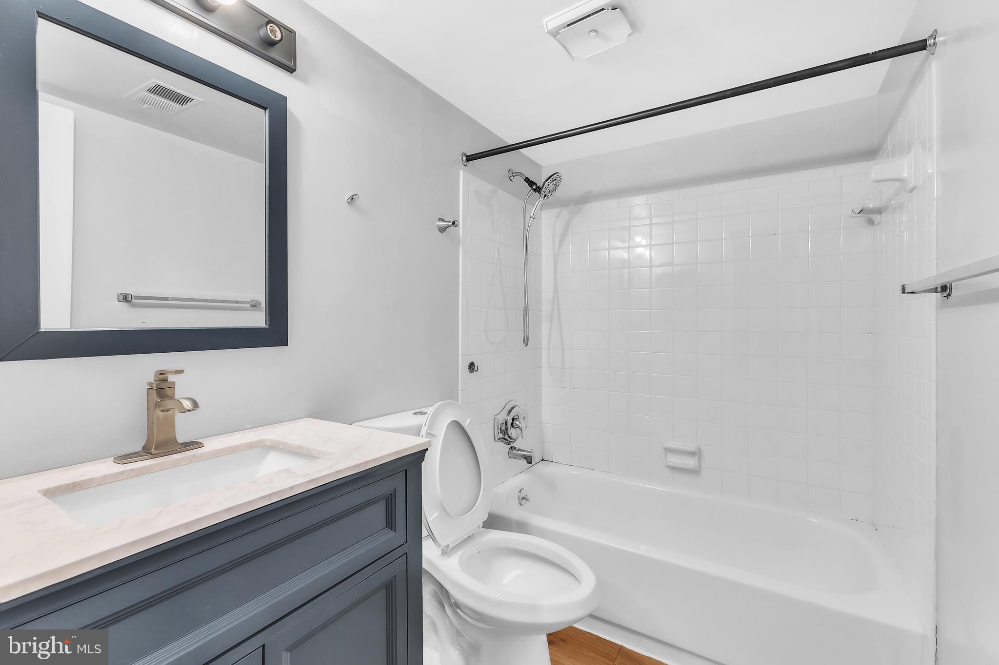 DEERING WOODS - Residential