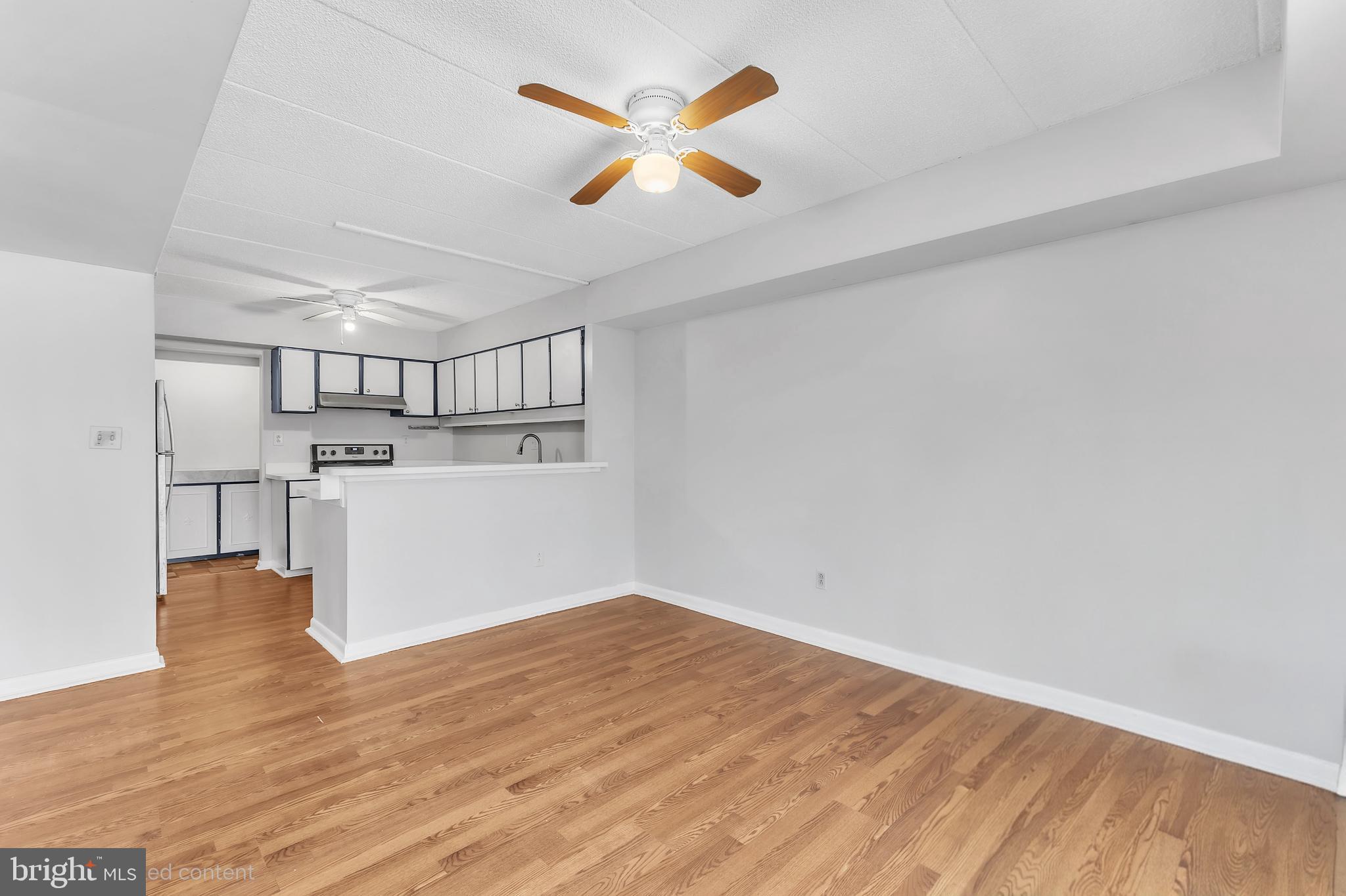 DEERING WOODS - Residential