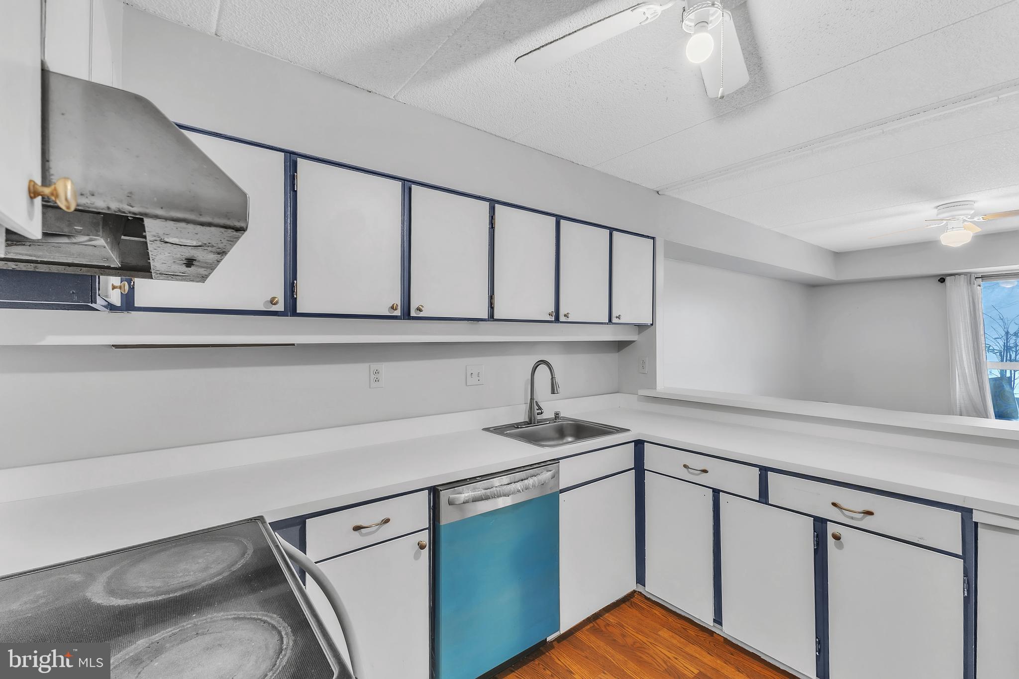 DEERING WOODS - Residential