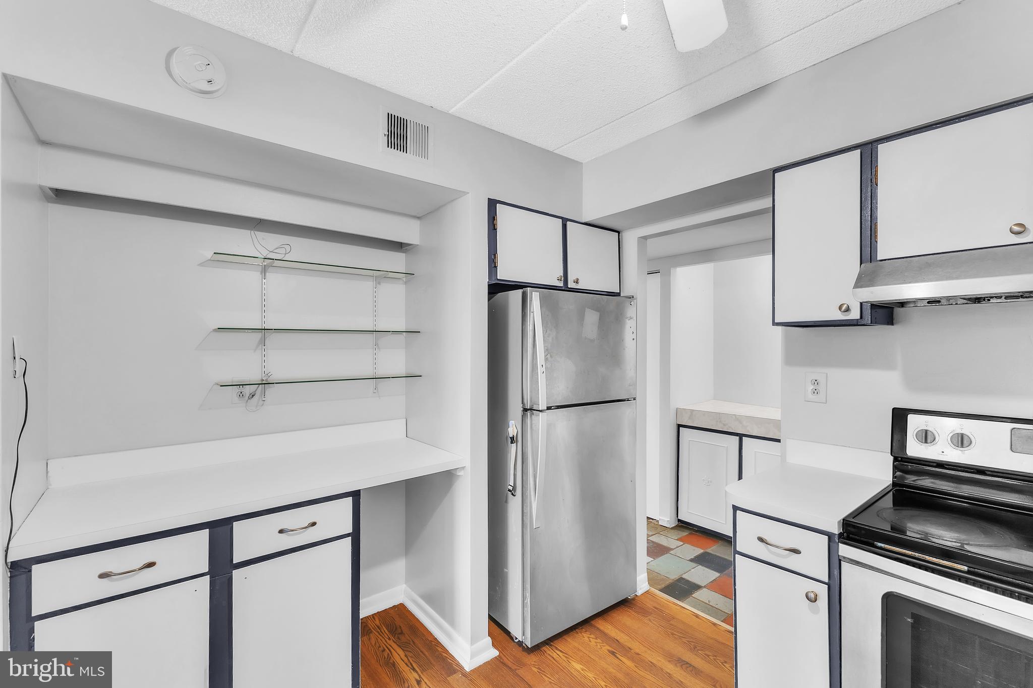 DEERING WOODS - Residential