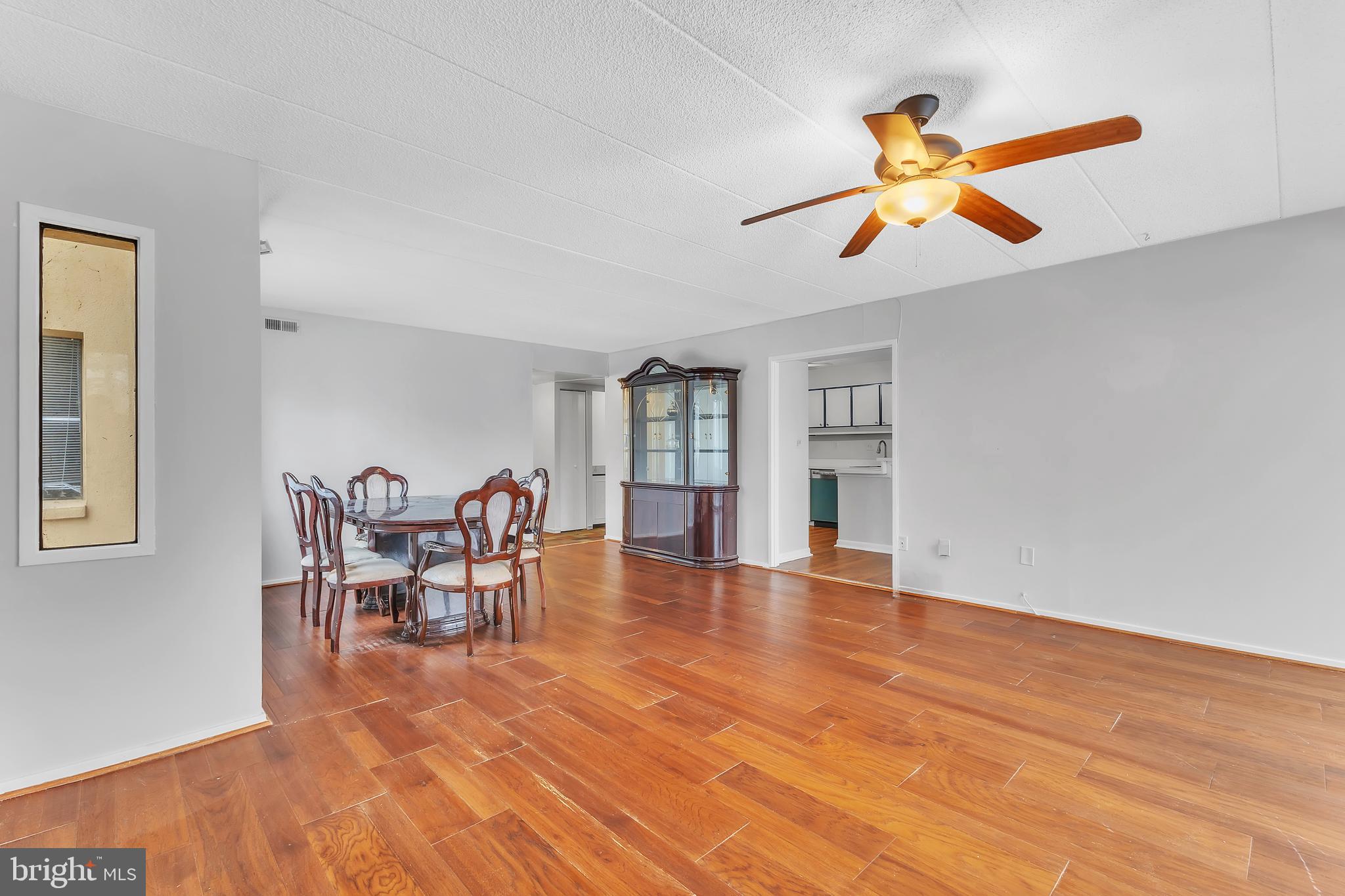 DEERING WOODS - Residential