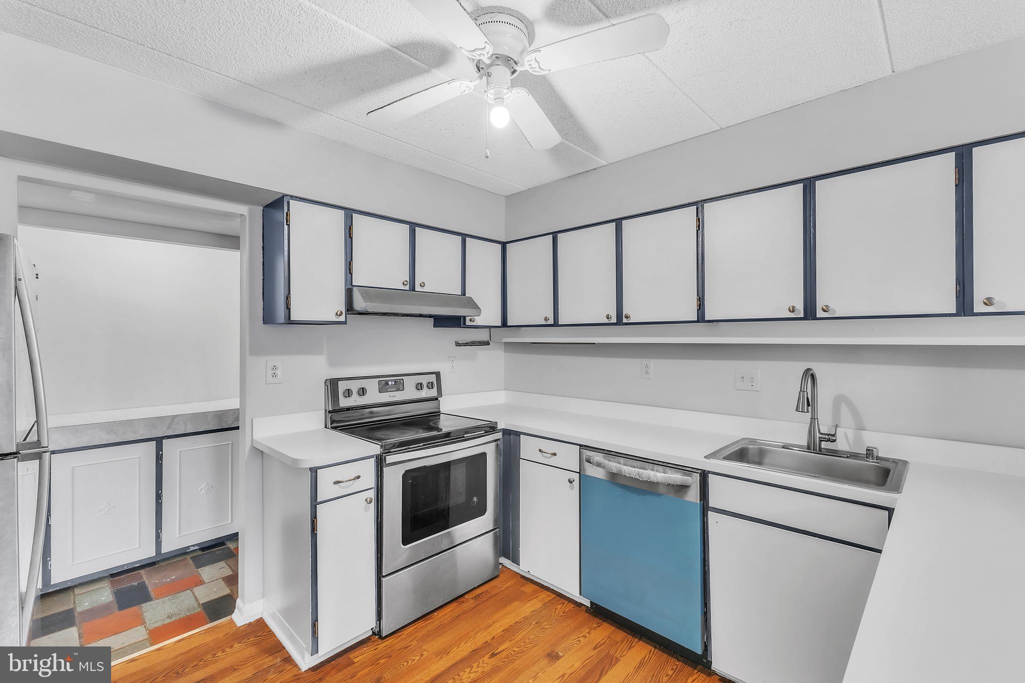 DEERING WOODS - Residential