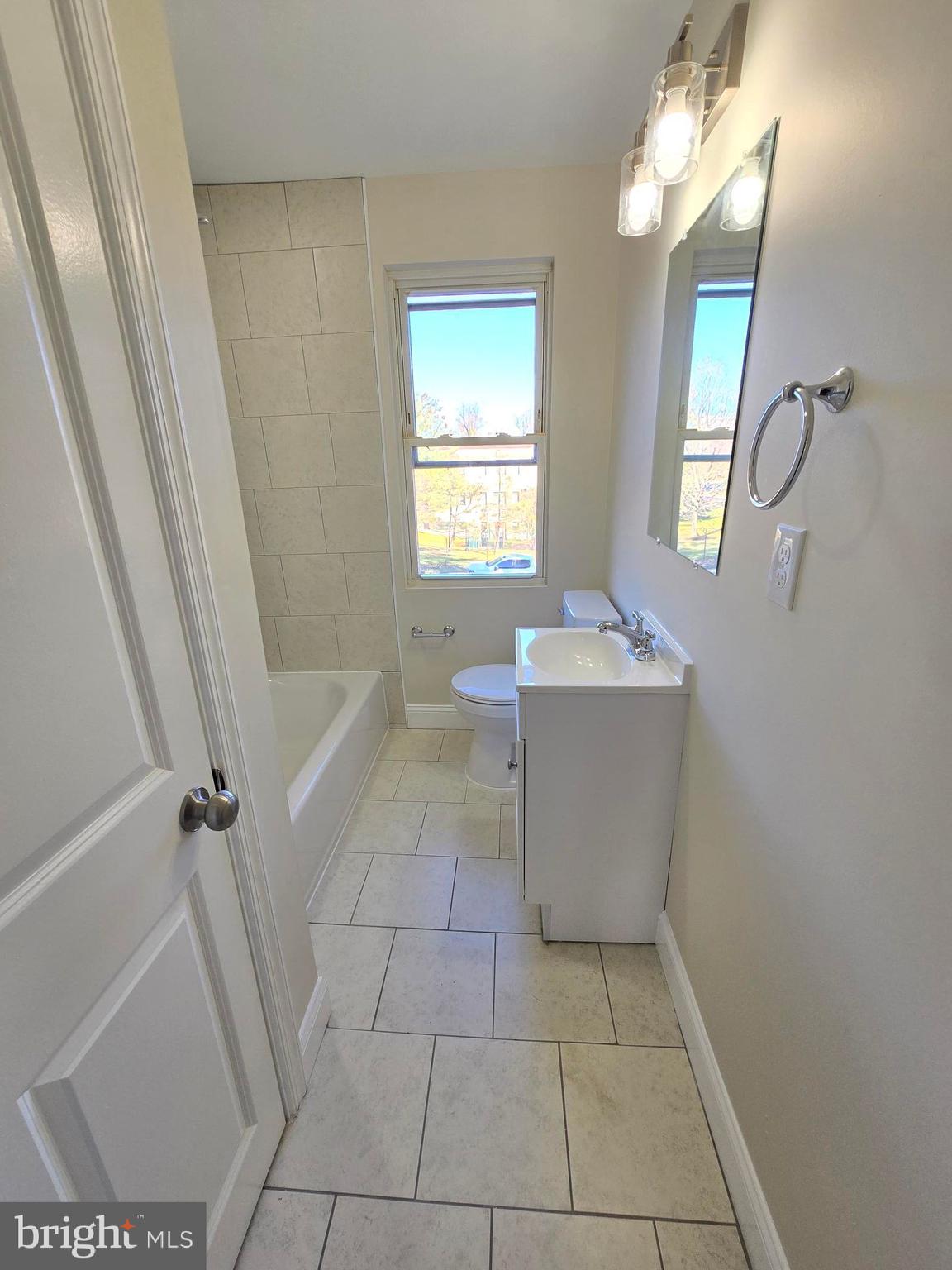 GREEN SPRING - Residential Lease