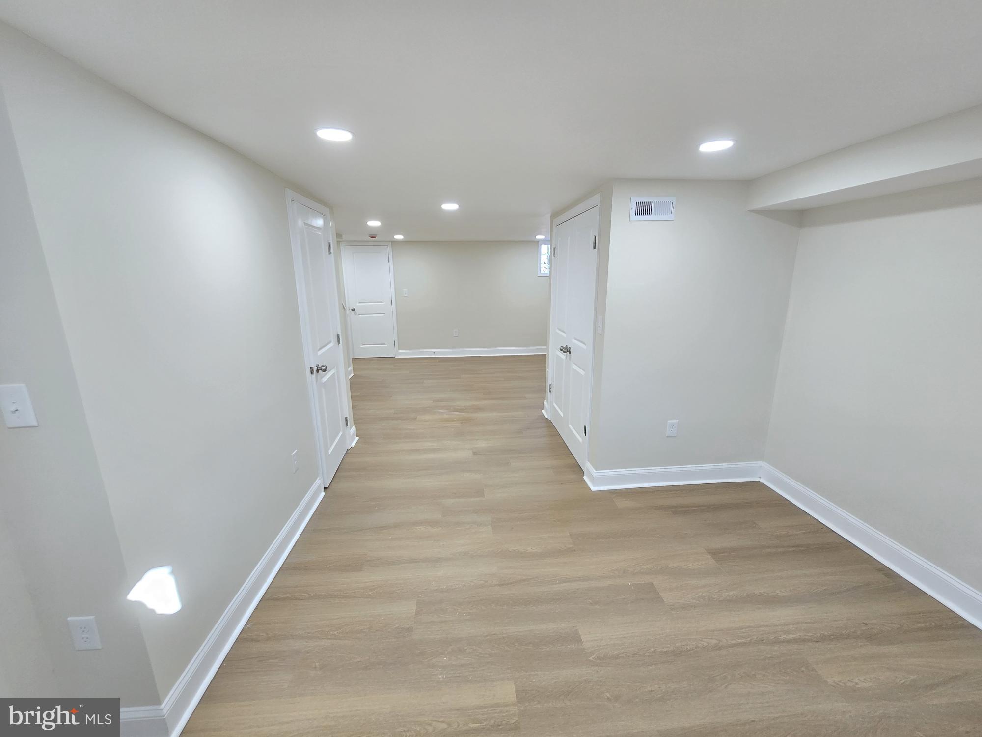 GREEN SPRING - Residential Lease