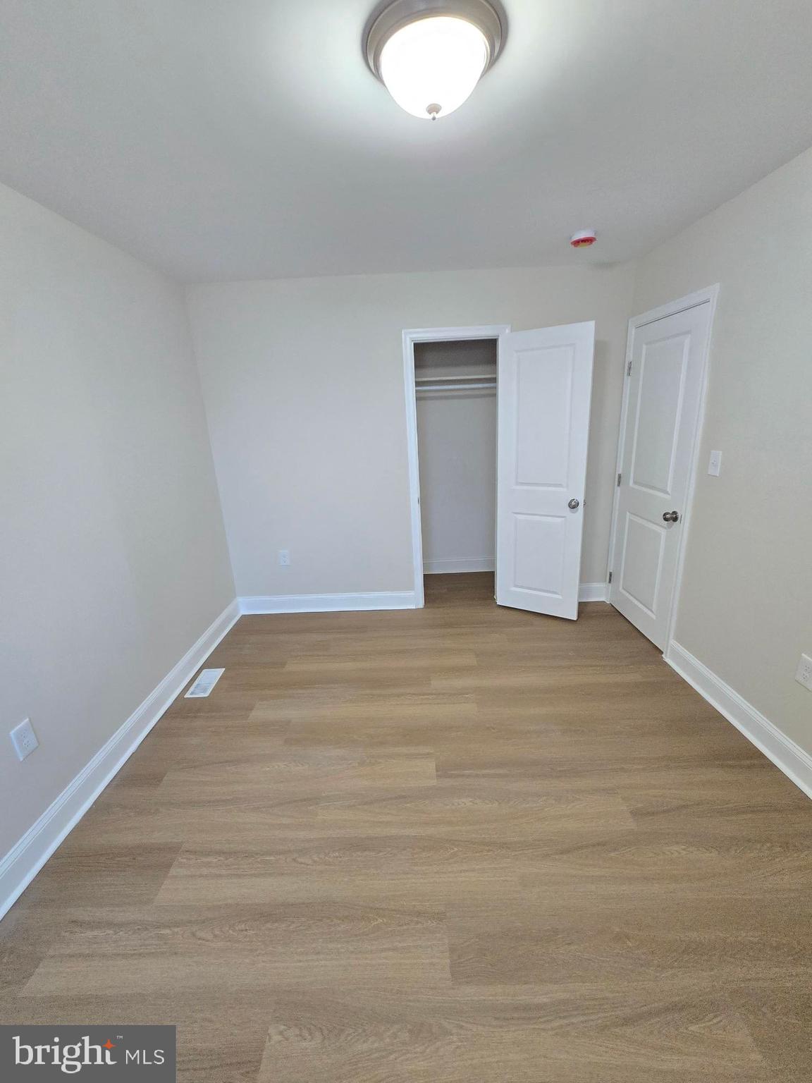 GREEN SPRING - Residential Lease