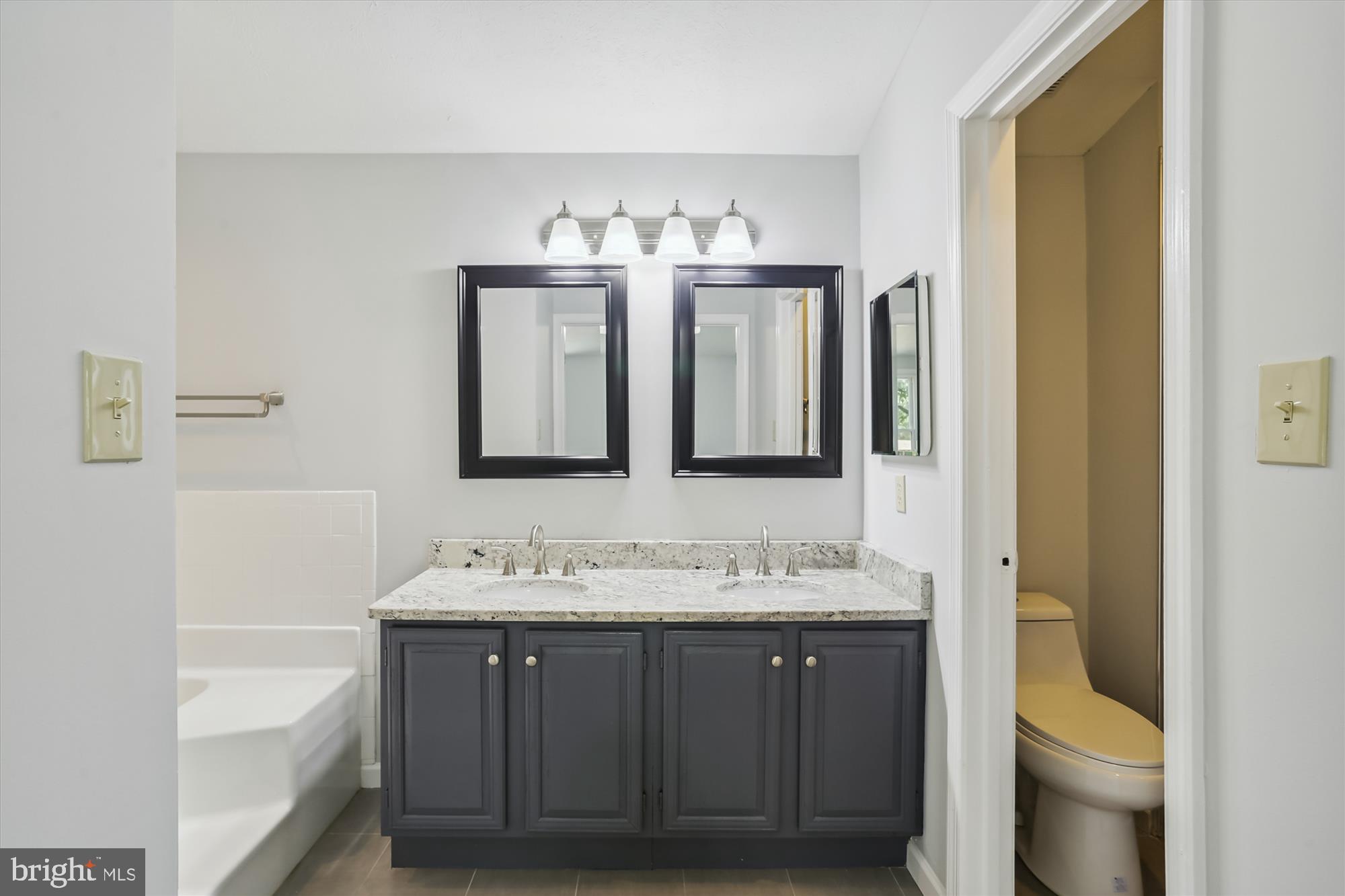 TANGLEWOOD - Residential