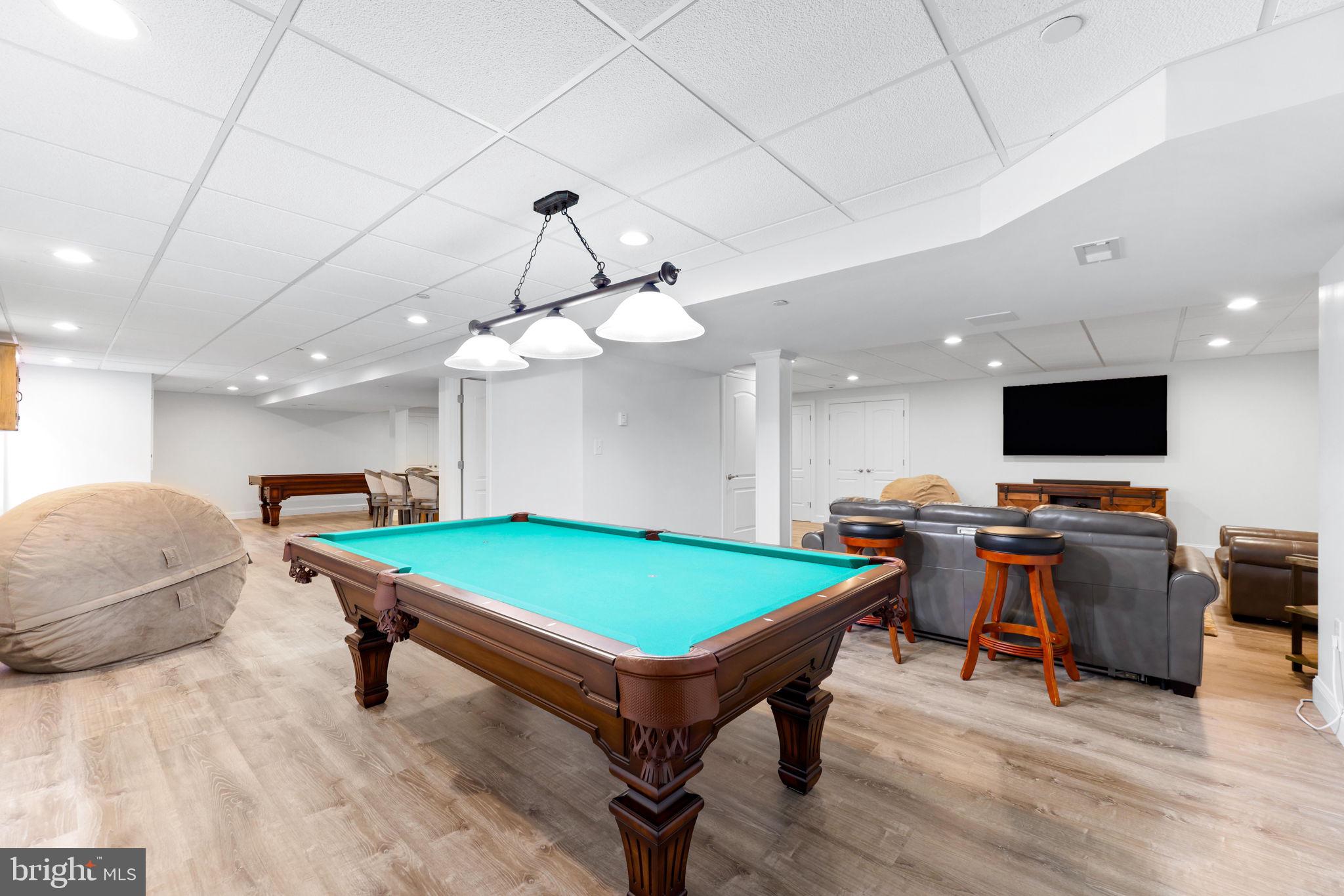 CHINQUAPIN HILL - Residential