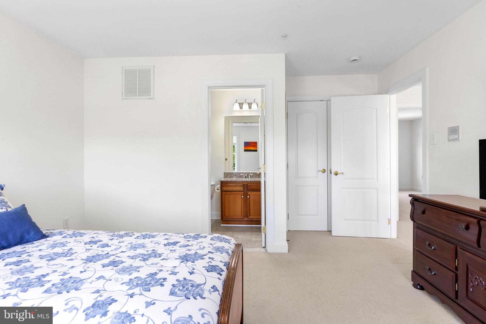 CHINQUAPIN HILL - Residential
