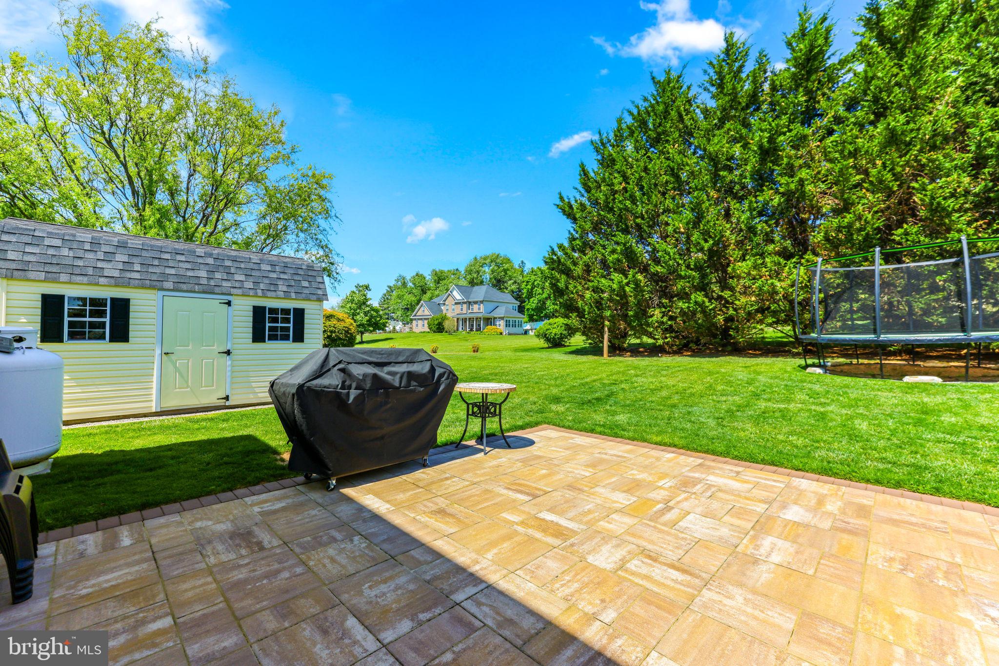 CHINQUAPIN HILL - Residential