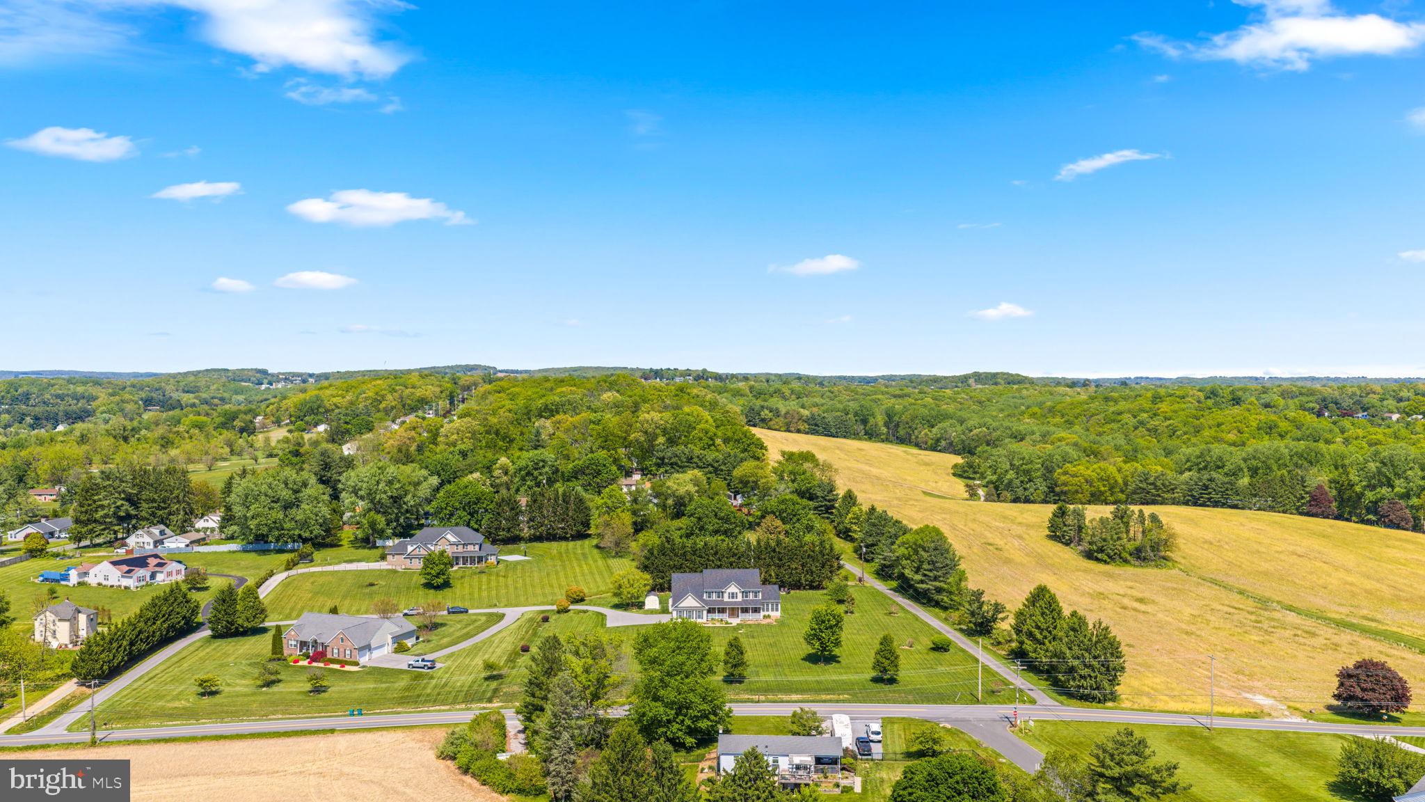 CHINQUAPIN HILL - Residential