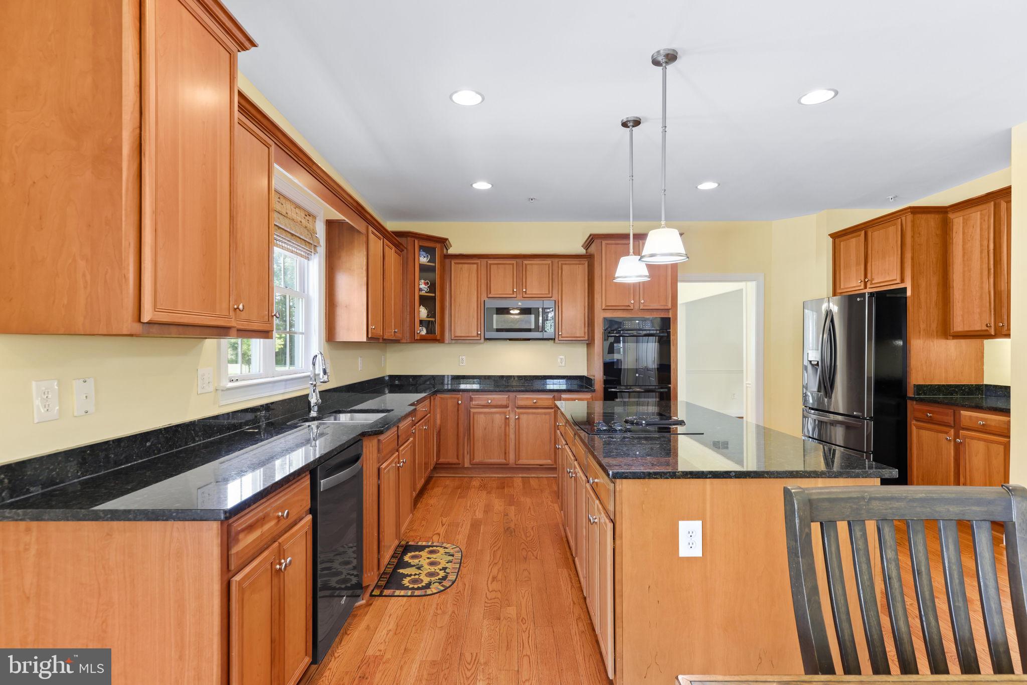 CHINQUAPIN HILL - Residential