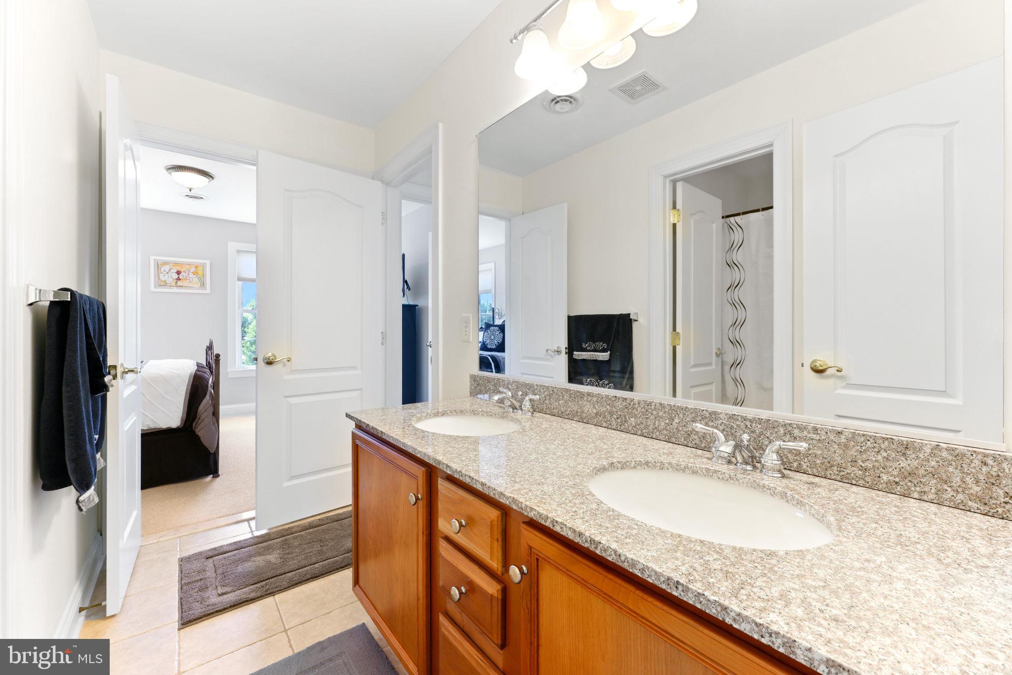 CHINQUAPIN HILL - Residential