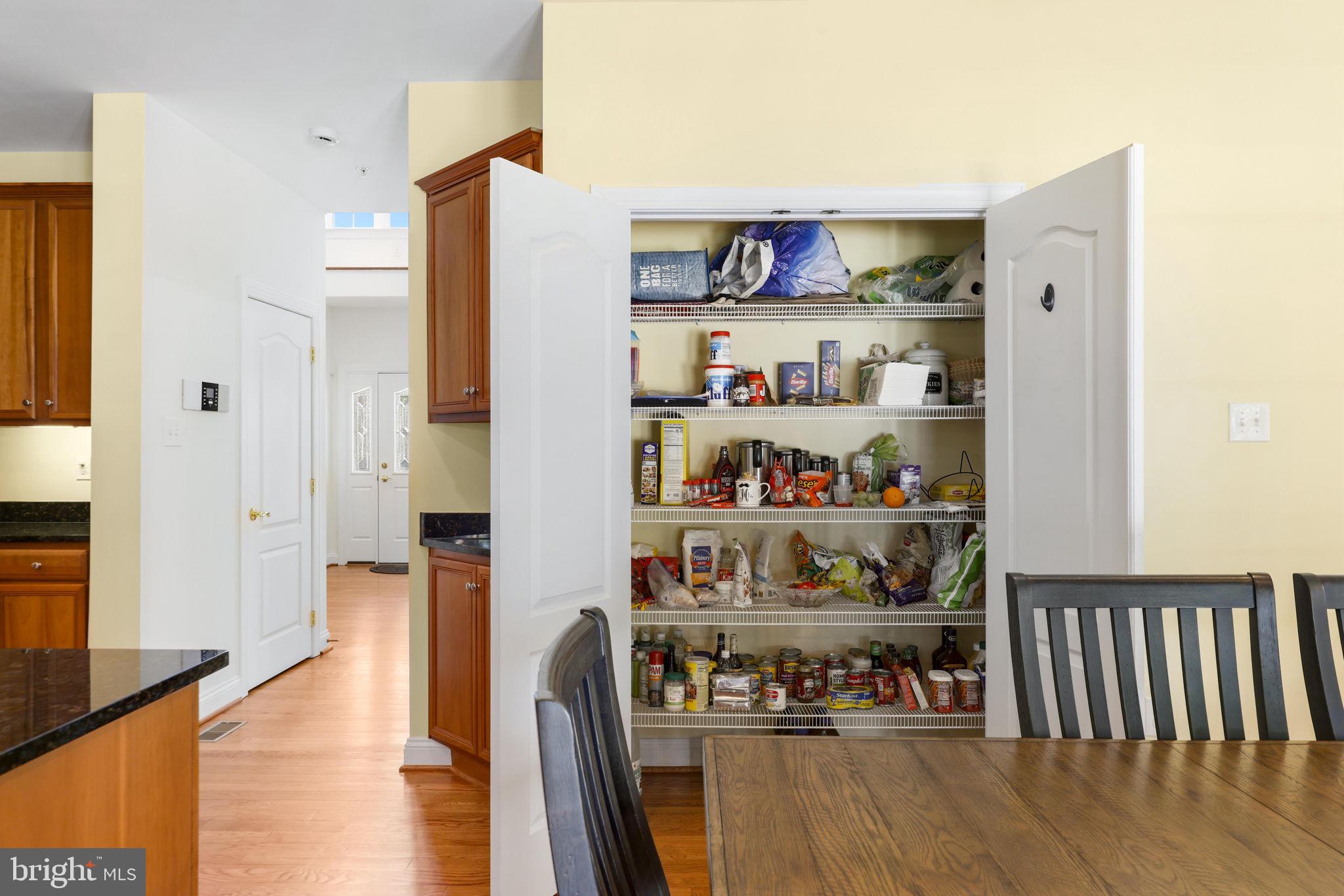 CHINQUAPIN HILL - Residential