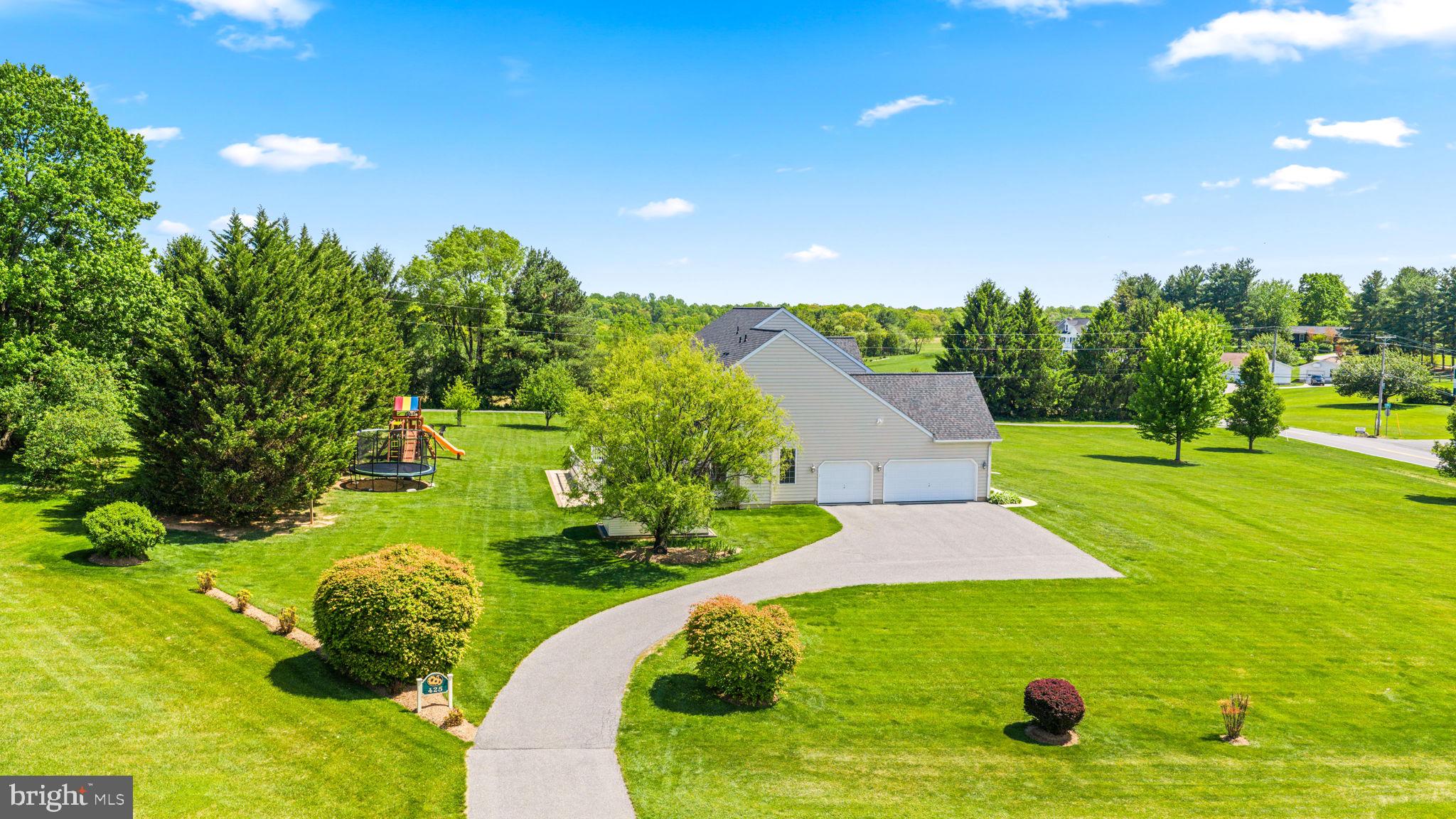 CHINQUAPIN HILL - Residential