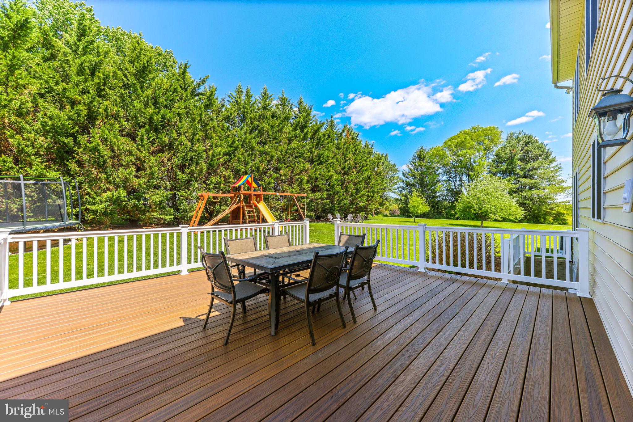 CHINQUAPIN HILL - Residential