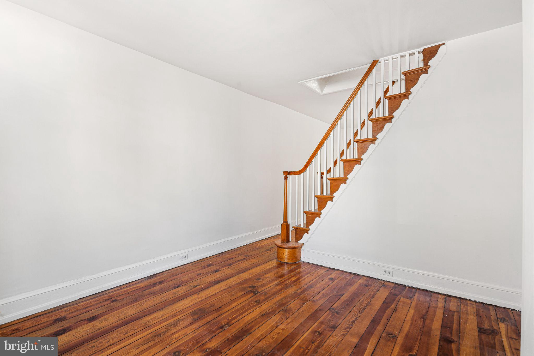 2331 ALMOND STREET