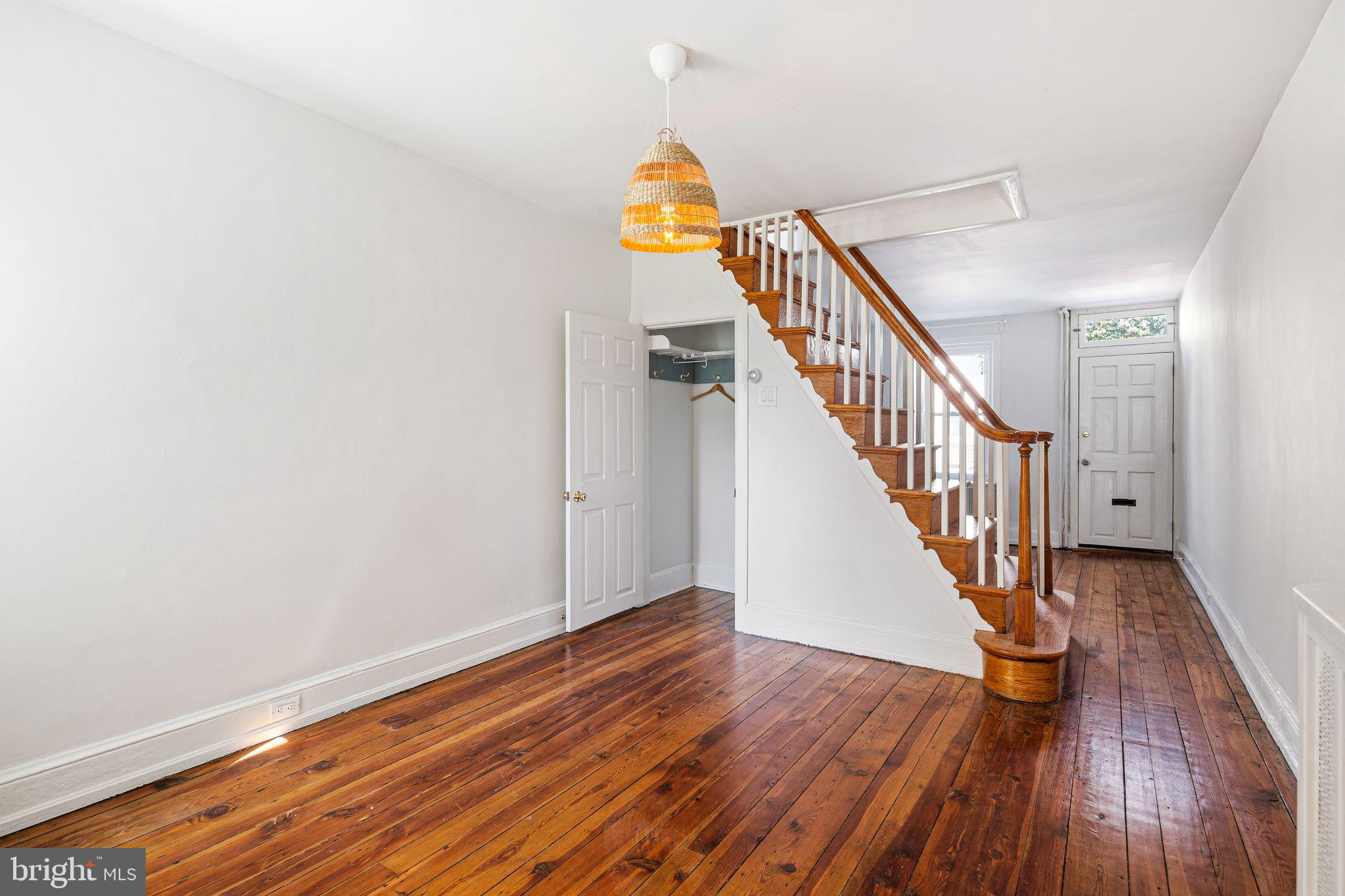 2331 ALMOND STREET