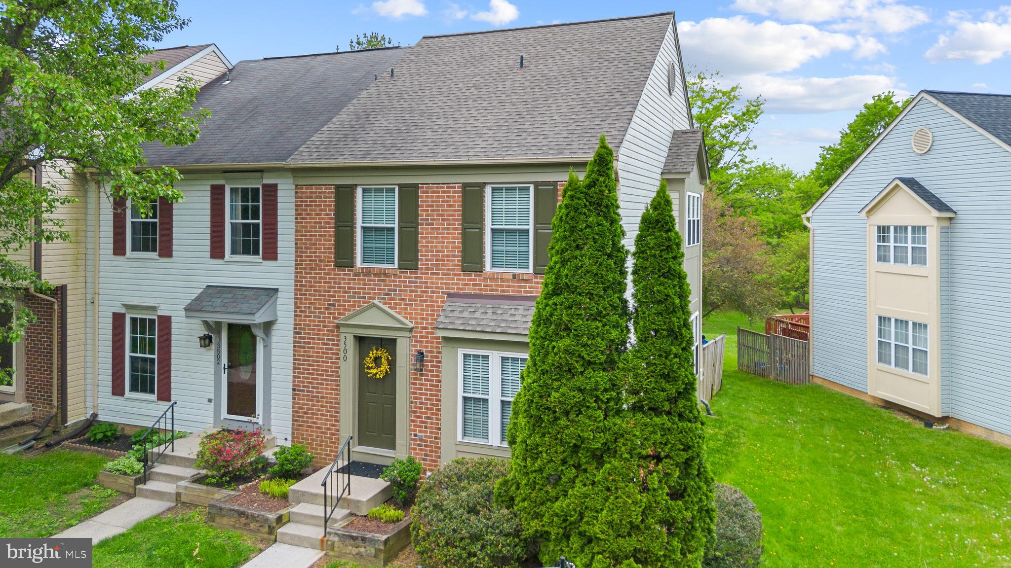 BROOKVILLE KNOLLS - Residential