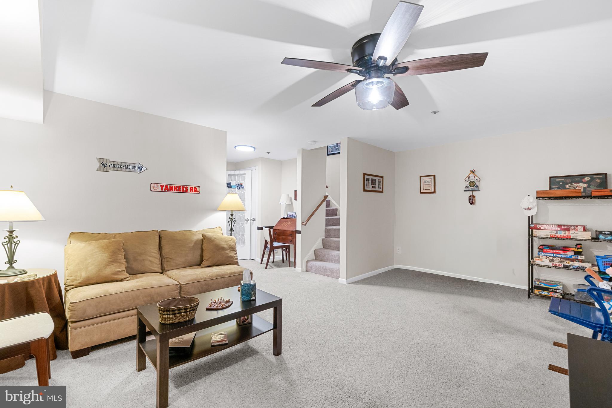 BROOKVILLE KNOLLS - Residential