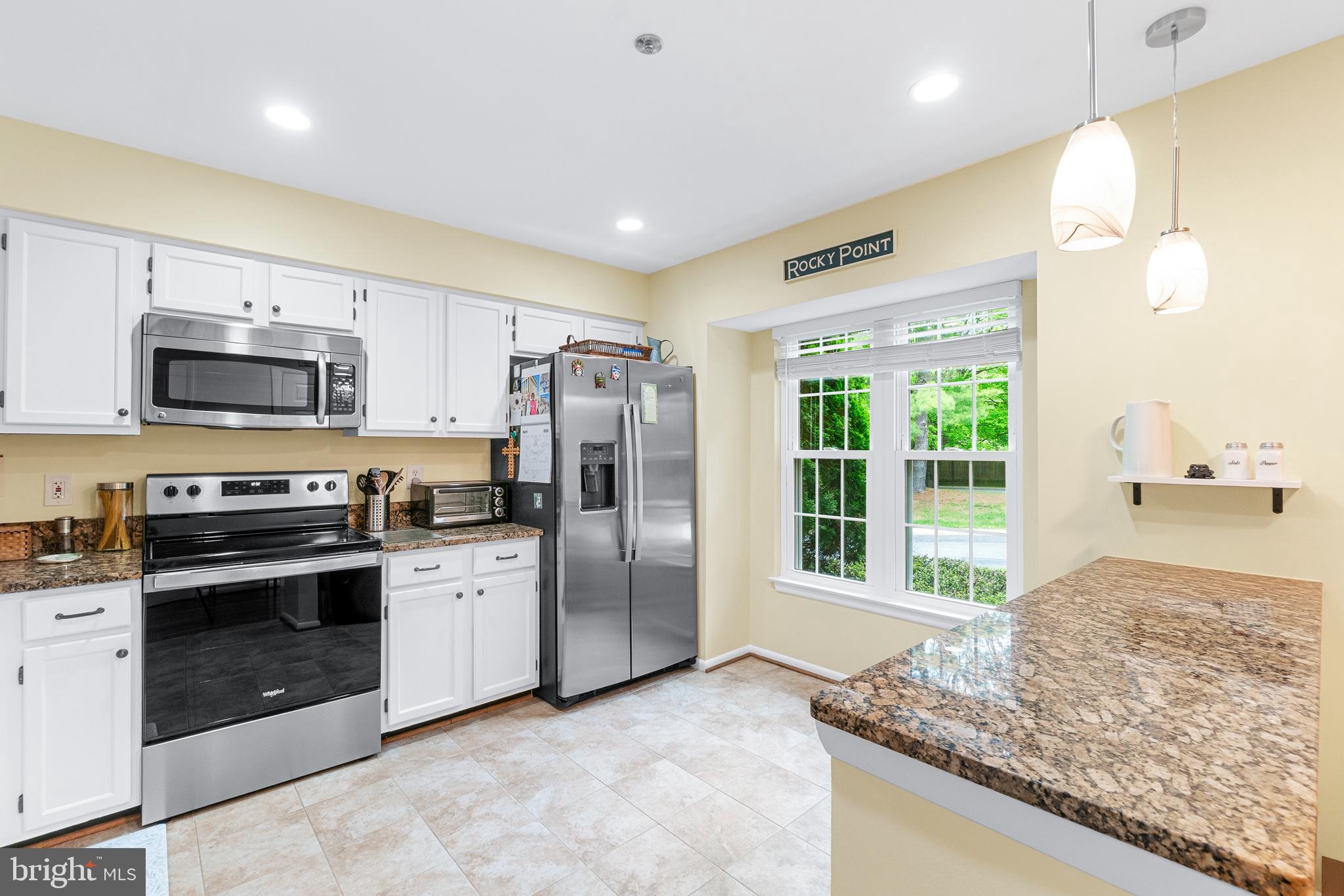 BROOKVILLE KNOLLS - Residential
