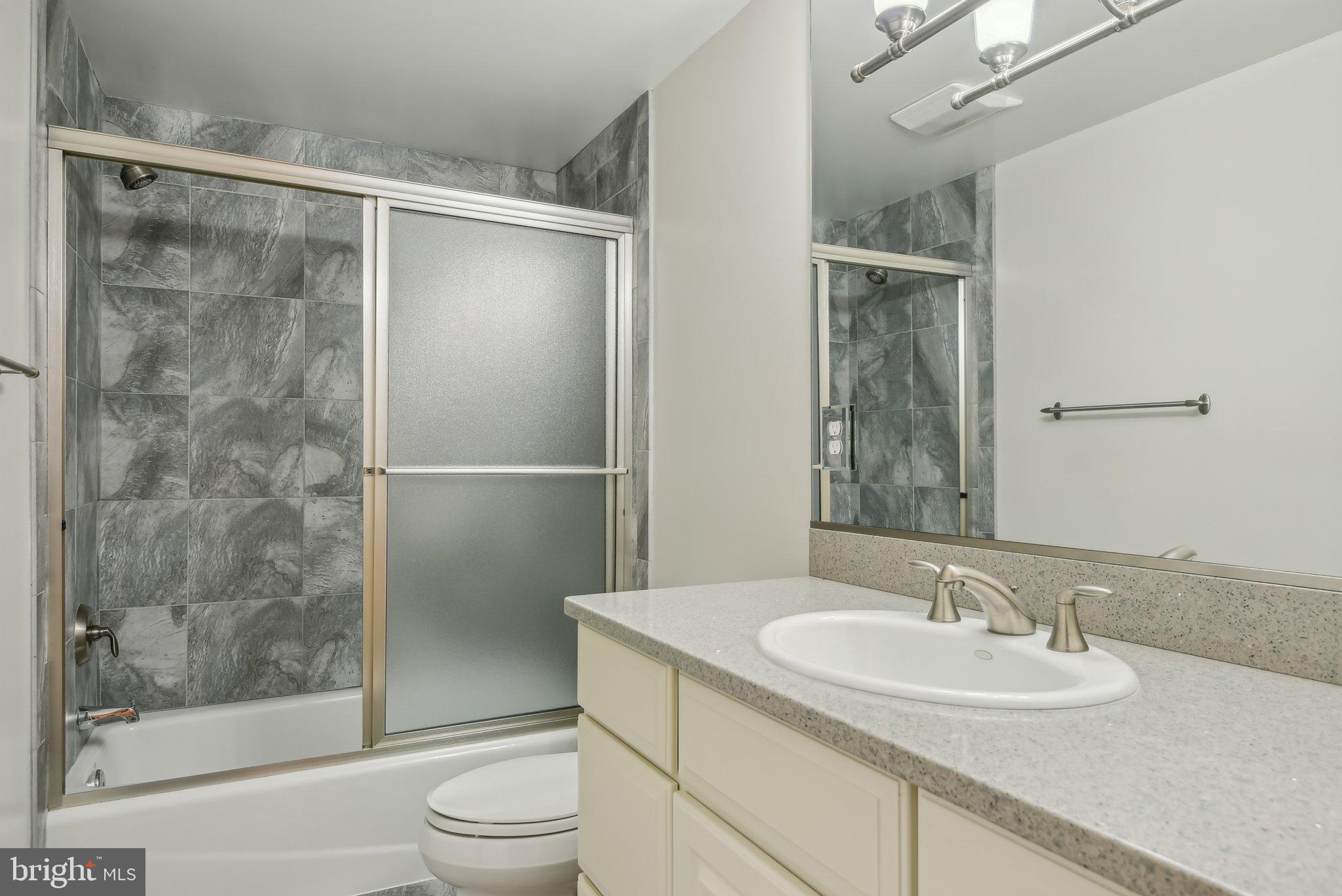 HICKORY RIDGE - Residential