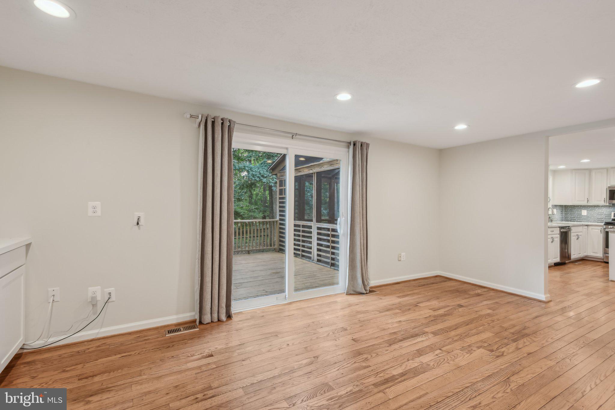 HICKORY RIDGE - Residential