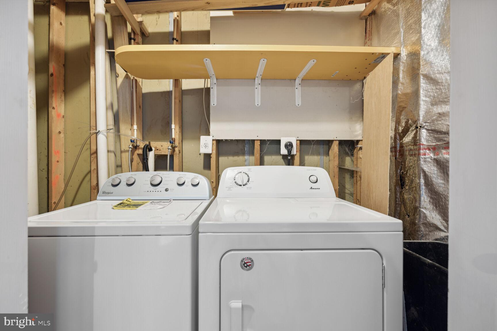 WILLOWS OF POTOMAC - Residential