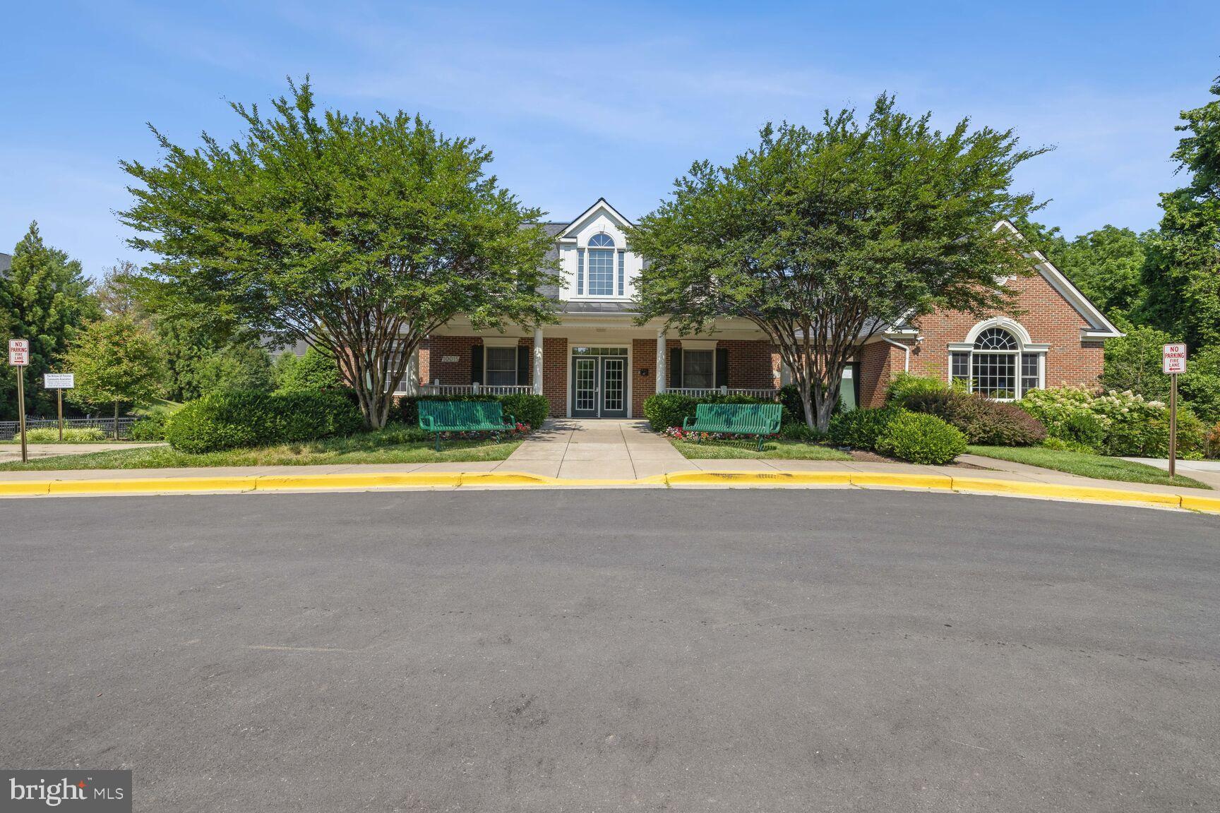 WILLOWS OF POTOMAC - Residential