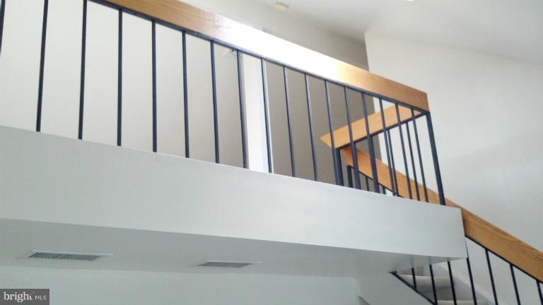 HARBOR TERRACE - Residential Lease