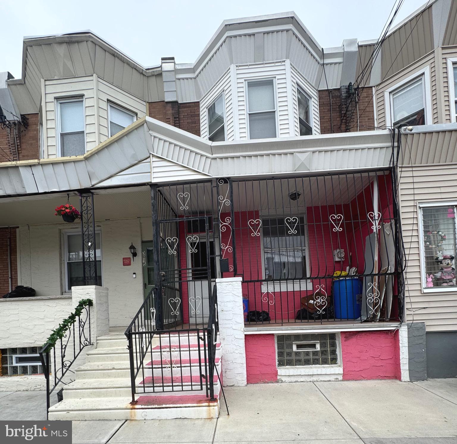 PHILADELPHIA - Residential