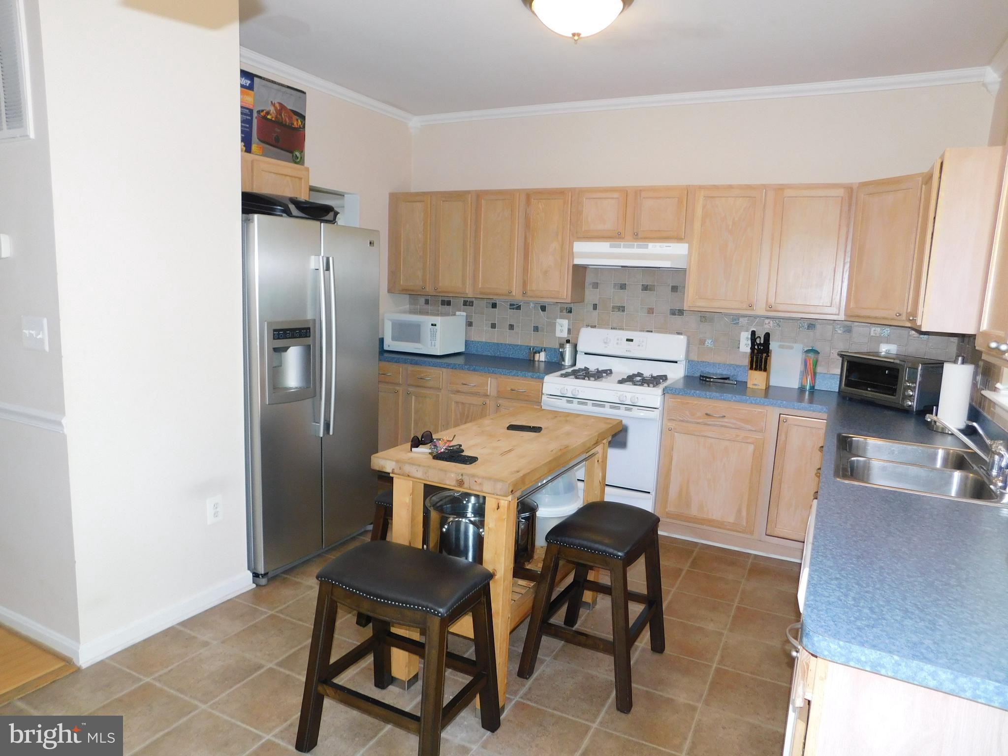 THE GLEN (SALEM FIELDS) - Residential Lease