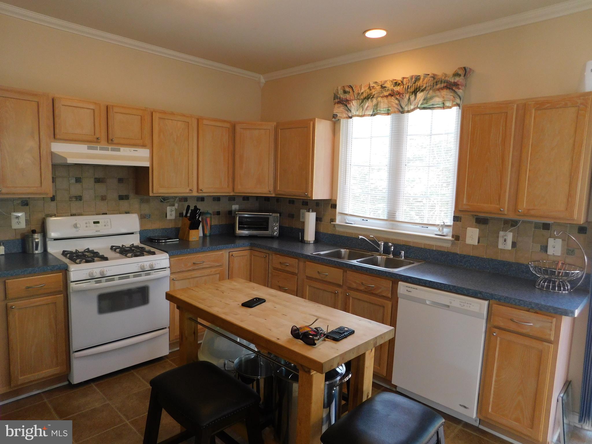 THE GLEN (SALEM FIELDS) - Residential Lease