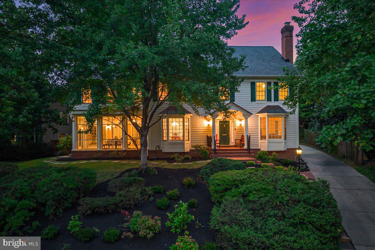 6807 MEADOW LANE